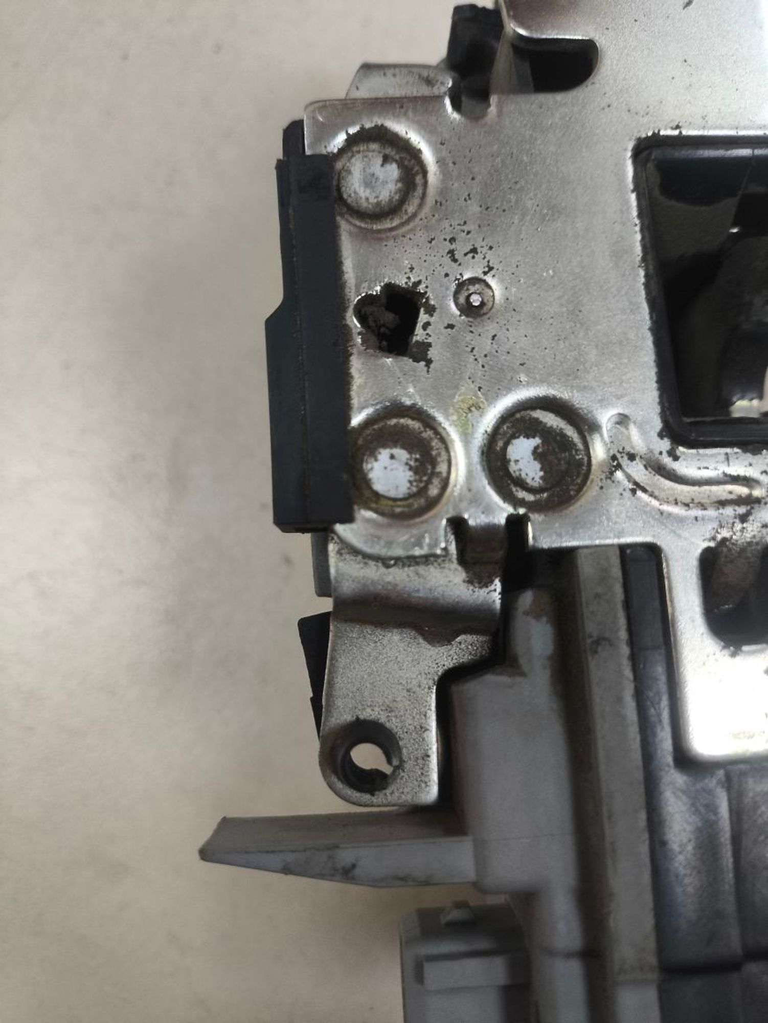 https://ycs.partsauto.market/partsauto-images/thmbs/userImages/a2d258a61cc08549ac0329b7373022c0/part/5becebfa-8887-487e-b5d1-36e2486a1f20_1781705146699.jpg
