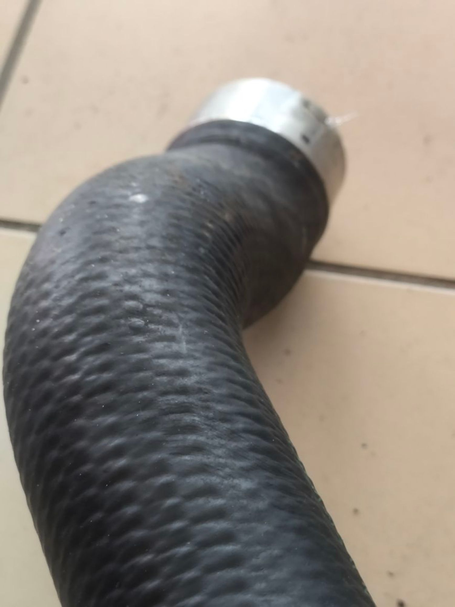 https://ycs.partsauto.market/partsauto-images/thmbs/userImages/a2d258a61cc08549ac0329b7373022c0/part/5c0764e6-bf69-44e1-a2fe-ff1e64eb7353_1785998810313.jpg