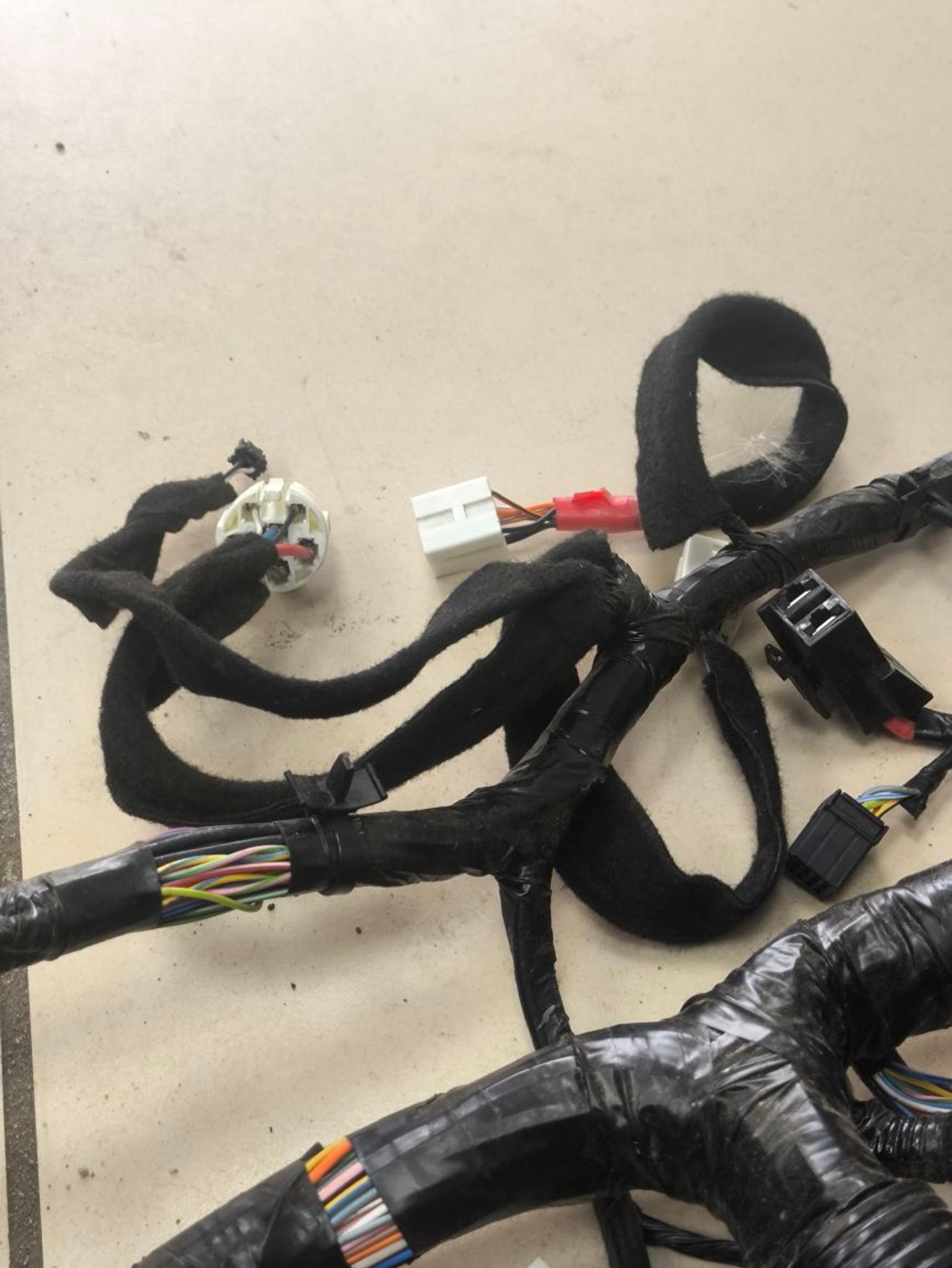 https://ycs.partsauto.market/partsauto-images/thmbs/userImages/a2d258a61cc08549ac0329b7373022c0/part/5c405d66-5c67-4d40-9ef9-a302890f23e0_1785495107608.jpg