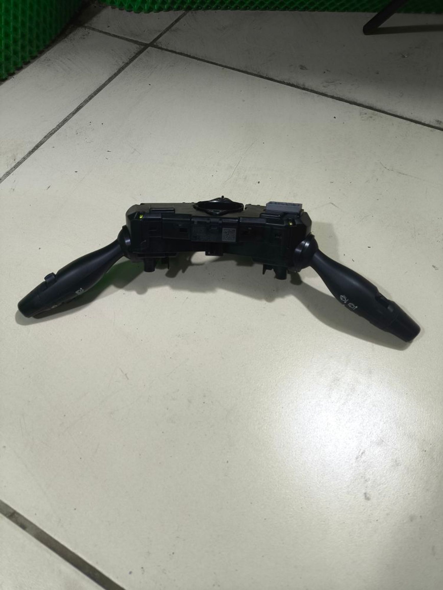 https://ycs.partsauto.market/partsauto-images/thmbs/userImages/a2d258a61cc08549ac0329b7373022c0/part/5d3a80d8-233f-4615-b566-92f8e6823ee7_1780049189758.jpg
