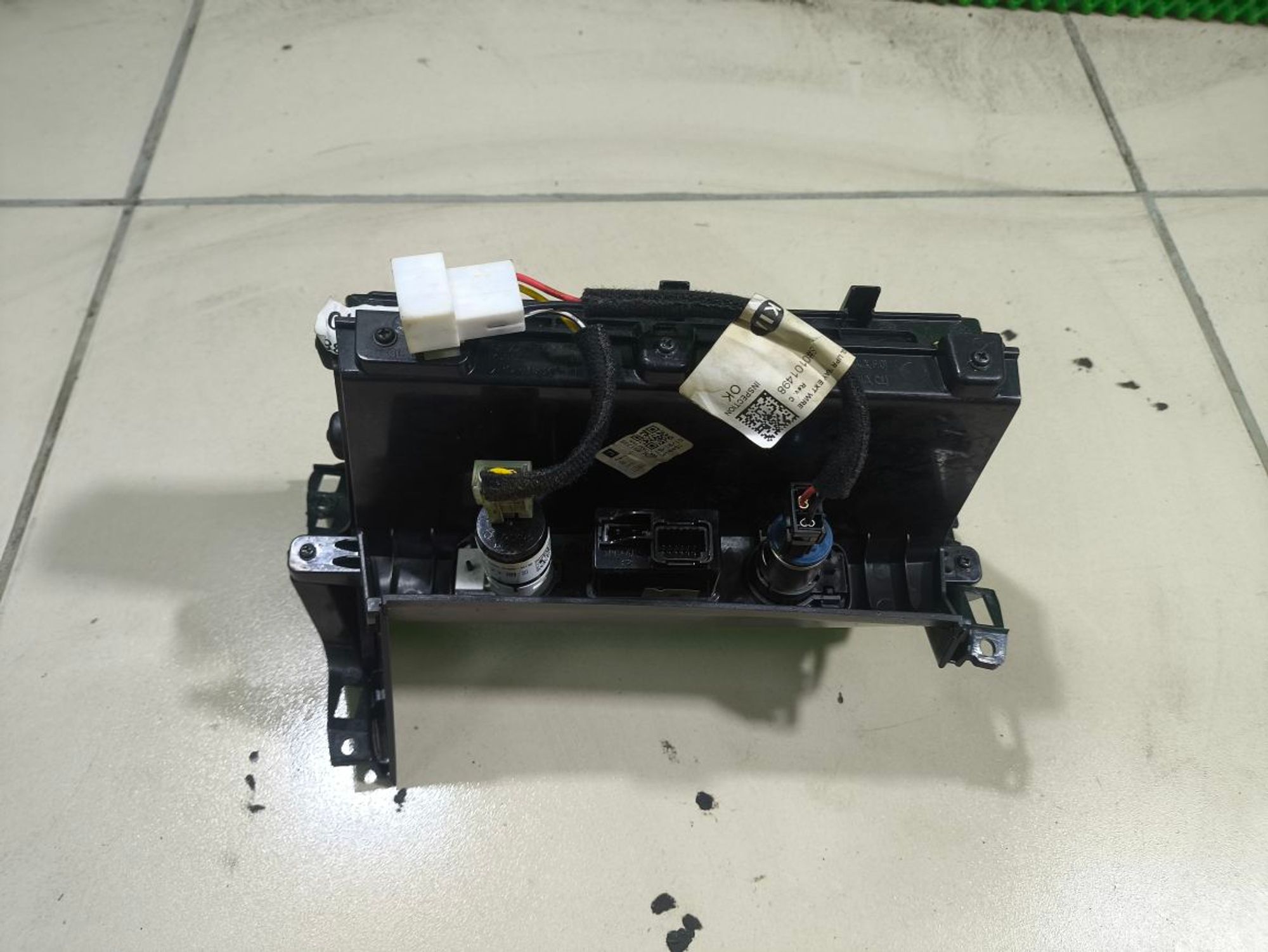 https://ycs.partsauto.market/partsauto-images/thmbs/userImages/a2d258a61cc08549ac0329b7373022c0/part/5d6a6b3d-6e16-4ead-8227-e12450c8808a_1780042576765.jpg