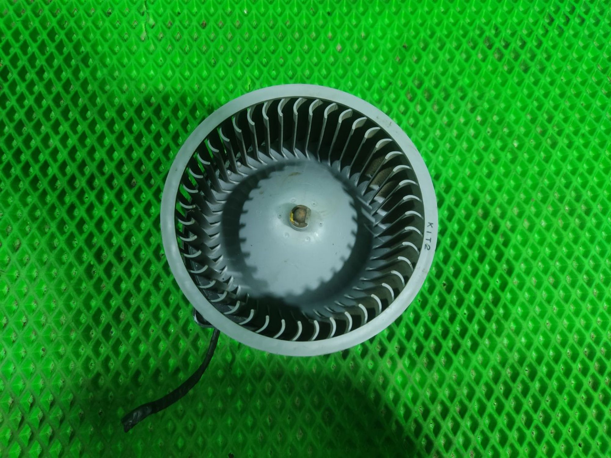 https://ycs.partsauto.market/partsauto-images/thmbs/userImages/a2d258a61cc08549ac0329b7373022c0/part/5d773aad-476a-45ec-b723-6a1651511a35_1776085046564.jpg