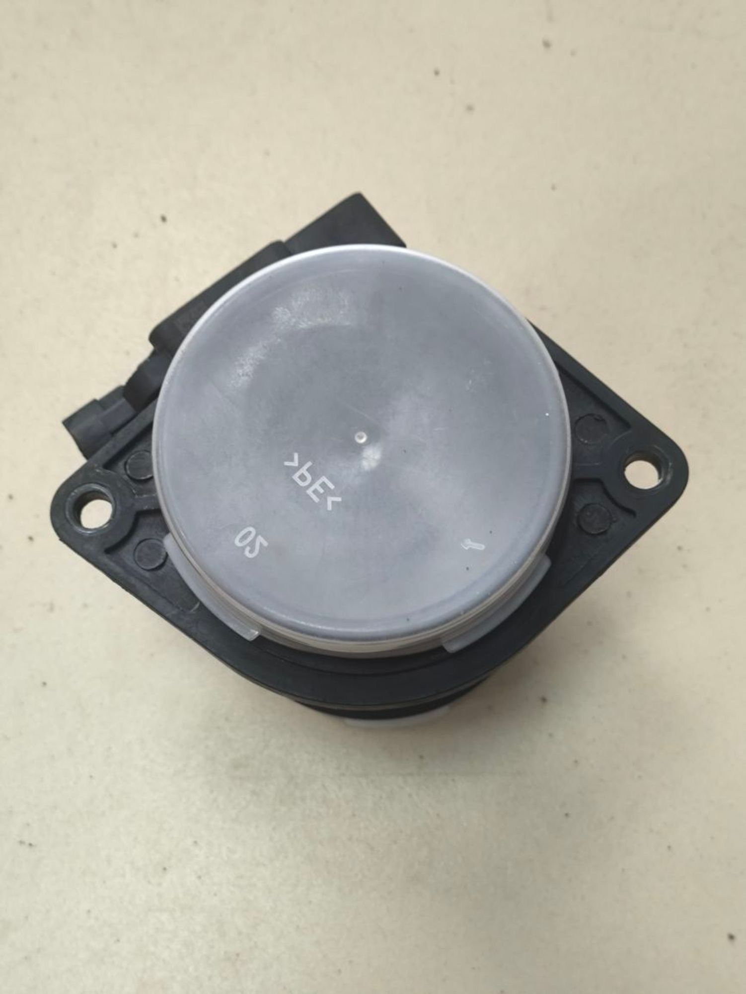 https://ycs.partsauto.market/partsauto-images/thmbs/userImages/a2d258a61cc08549ac0329b7373022c0/part/5f135b18-465e-40e6-bde3-c1fdecae7441_1783669711553.jpg