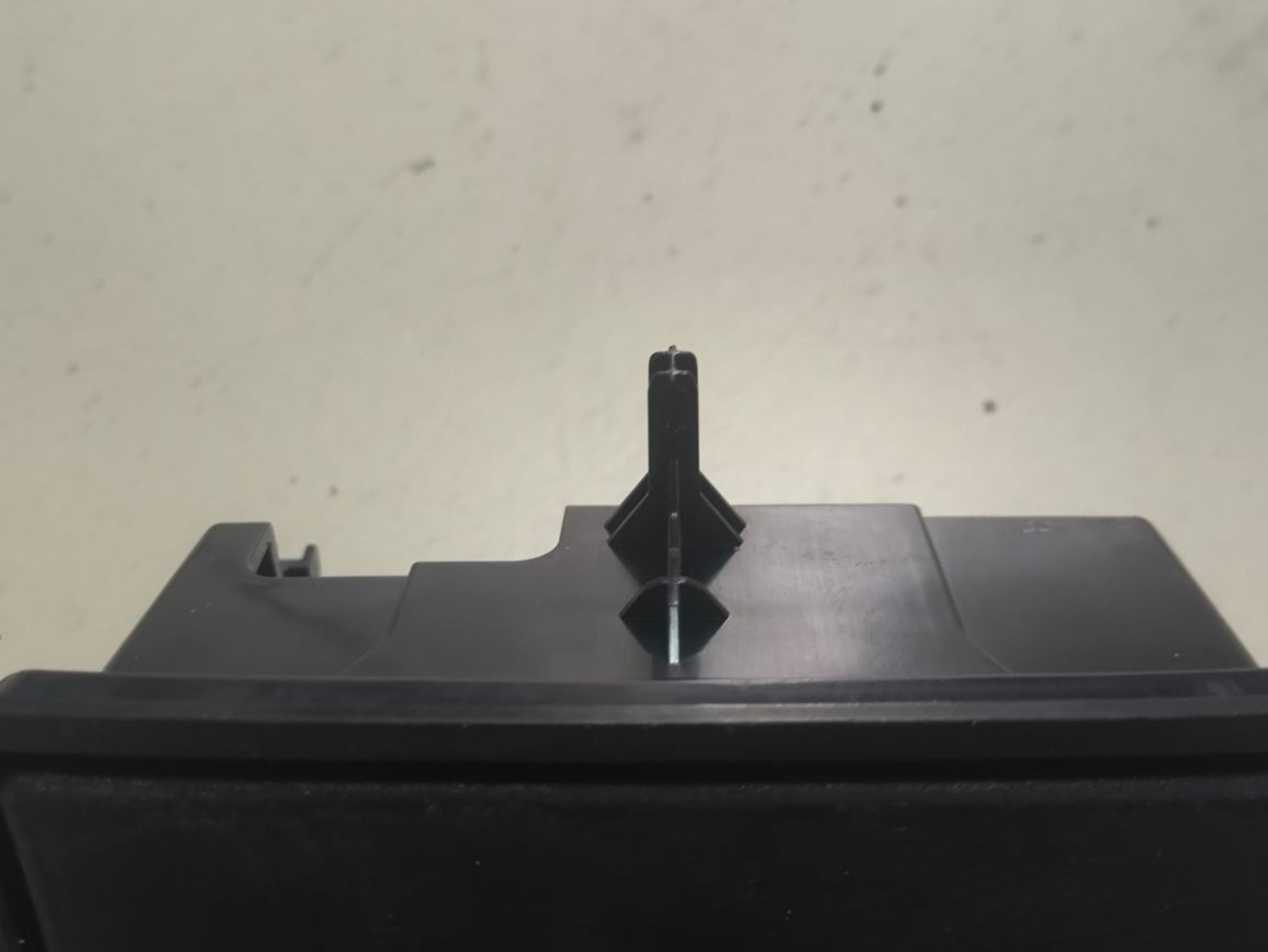 https://ycs.partsauto.market/partsauto-images/thmbs/userImages/a2d258a61cc08549ac0329b7373022c0/part/60026deb-20e3-43b2-b52c-3739b553df81_1781688031692.jpg
