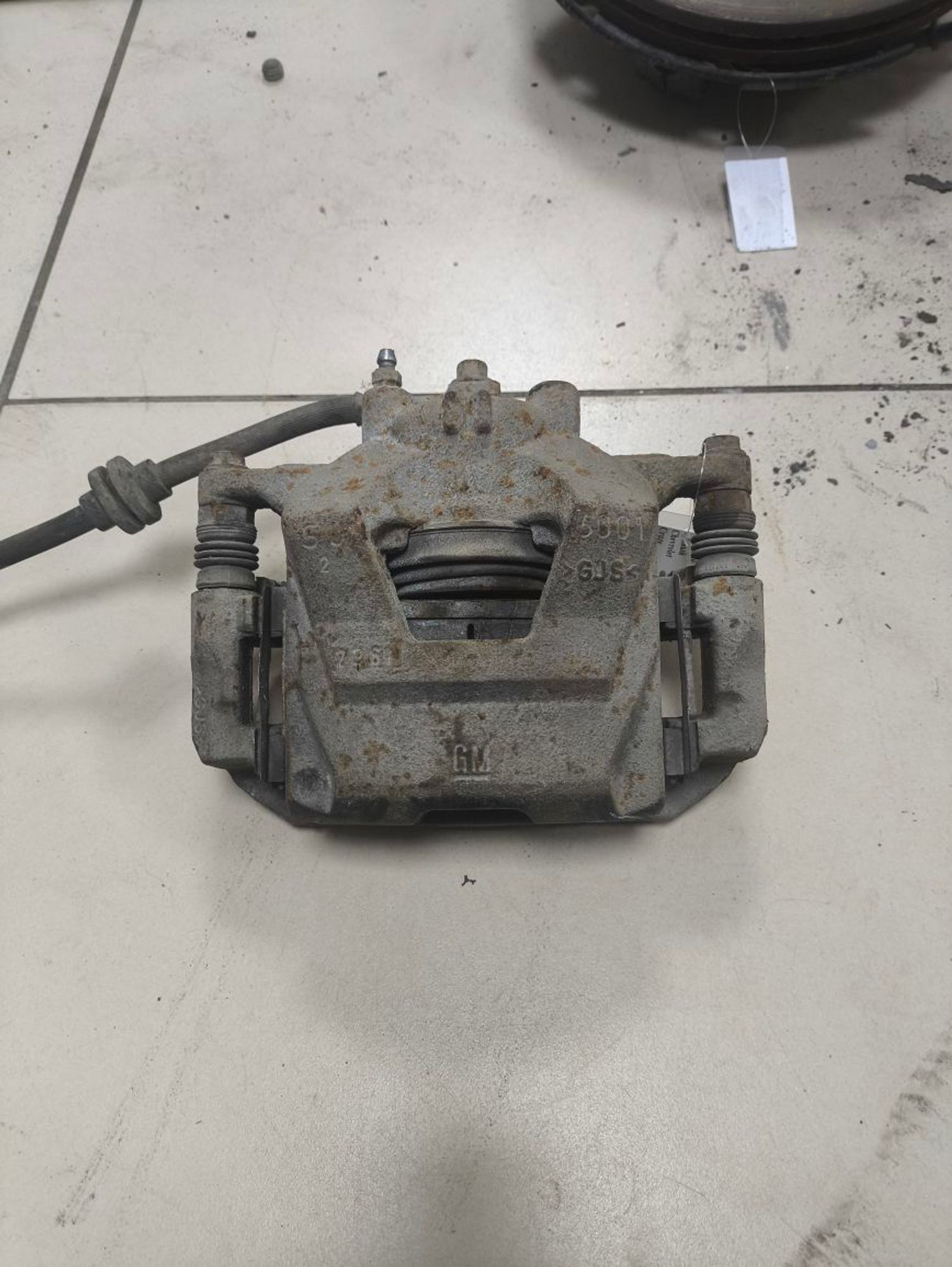 https://ycs.partsauto.market/partsauto-images/thmbs/userImages/a2d258a61cc08549ac0329b7373022c0/part/60a2085d-cfeb-430b-b4c6-834fcfcf5db0_1787232055039.jpg