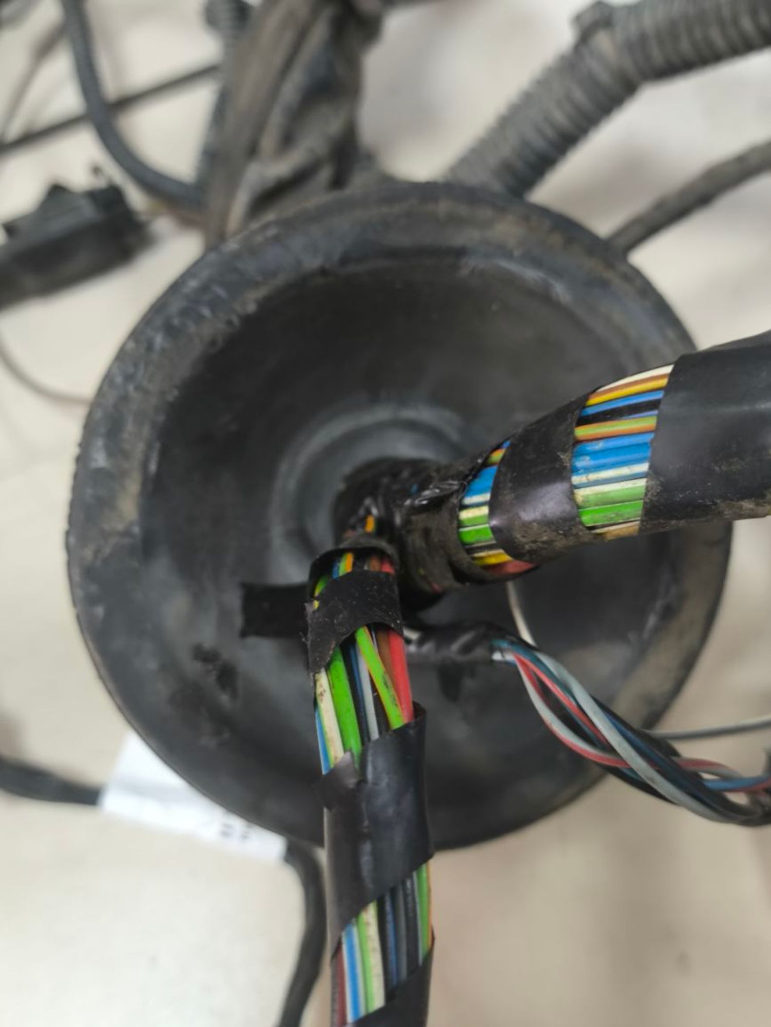 https://ycs.partsauto.market/partsauto-images/thmbs/userImages/a2d258a61cc08549ac0329b7373022c0/part/611e4297-e839-4b38-8e0f-5e575003b06a_1781679301954.jpg