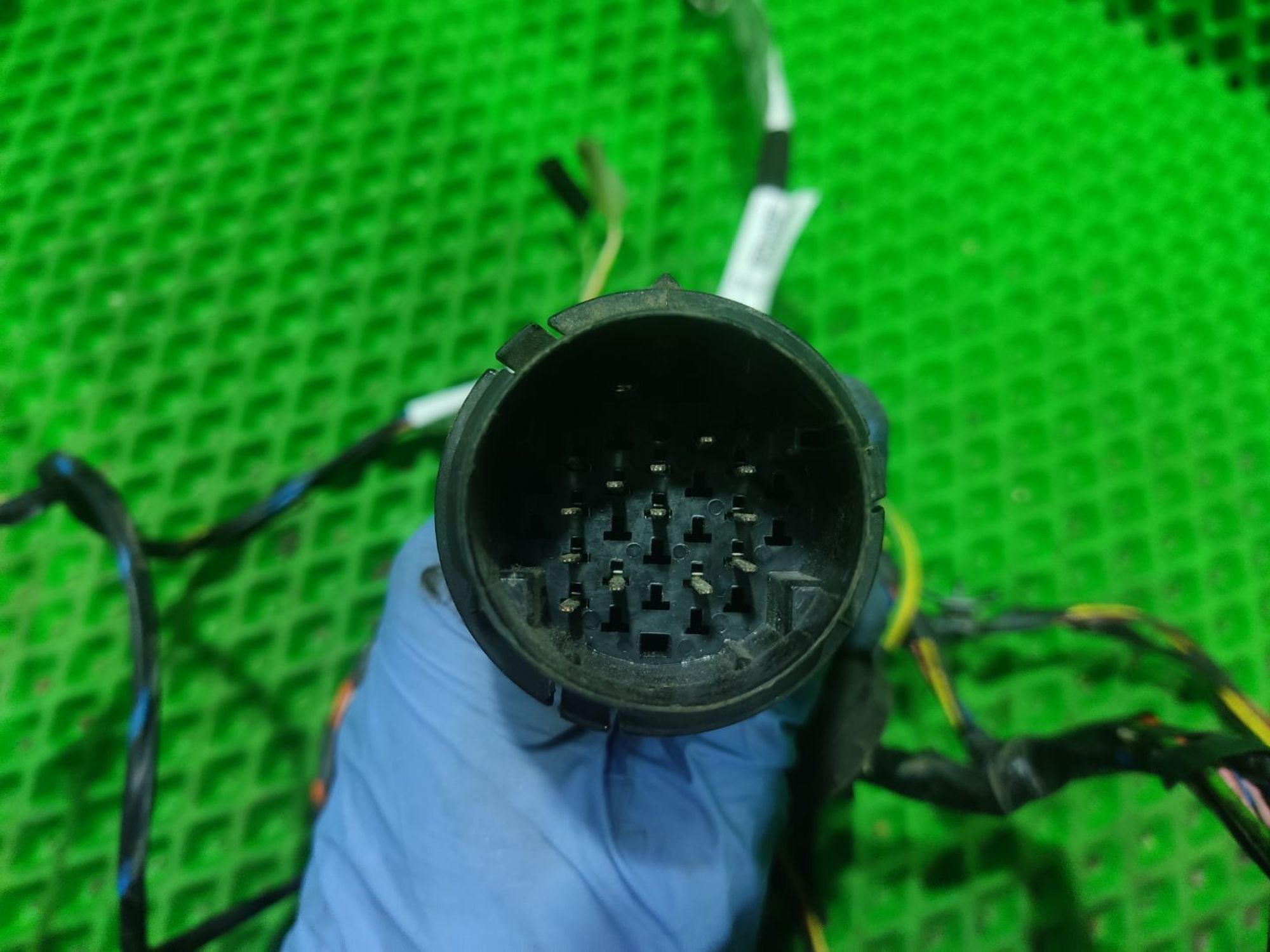 https://ycs.partsauto.market/partsauto-images/thmbs/userImages/a2d258a61cc08549ac0329b7373022c0/part/613fcf8a-c81f-4f58-bf25-17dca10e558a_1771425629570.jpg