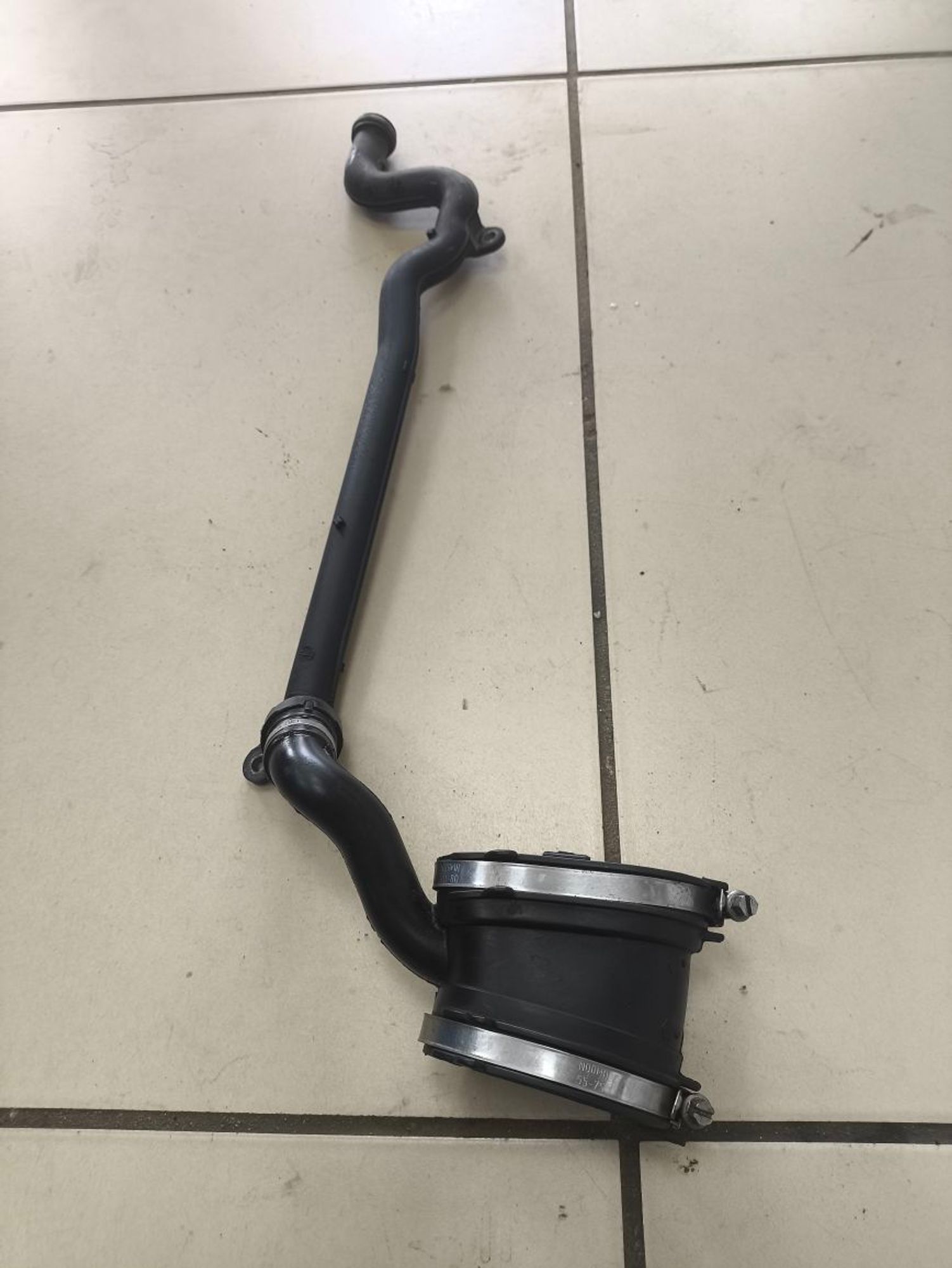 https://ycs.partsauto.market/partsauto-images/thmbs/userImages/a2d258a61cc08549ac0329b7373022c0/part/61f6ca8f-8f26-410f-82e8-405f4d81f186_1784797634506.jpg