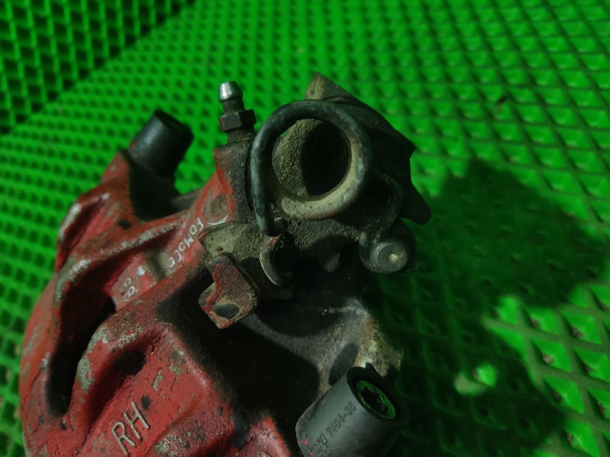 Суппорт тормозной зад.прав. Ford Focus / Mazda BK, 3500 рублей, Тамбов