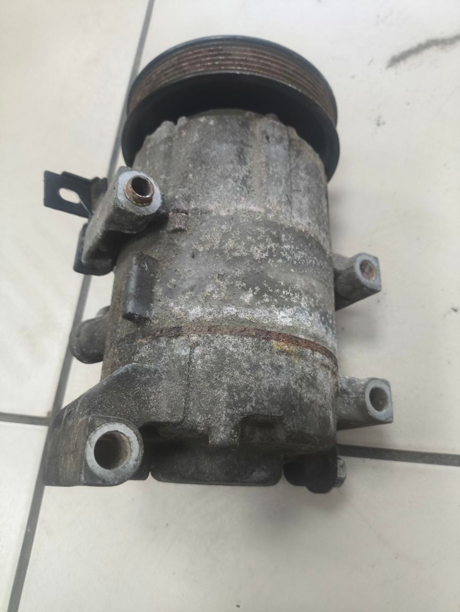 https://ycs.partsauto.market/partsauto-images/thmbs/userImages/a2d258a61cc08549ac0329b7373022c0/part/624f01b0-7ae8-46bb-8ccf-845fd0a79541_1786101135117.jpg