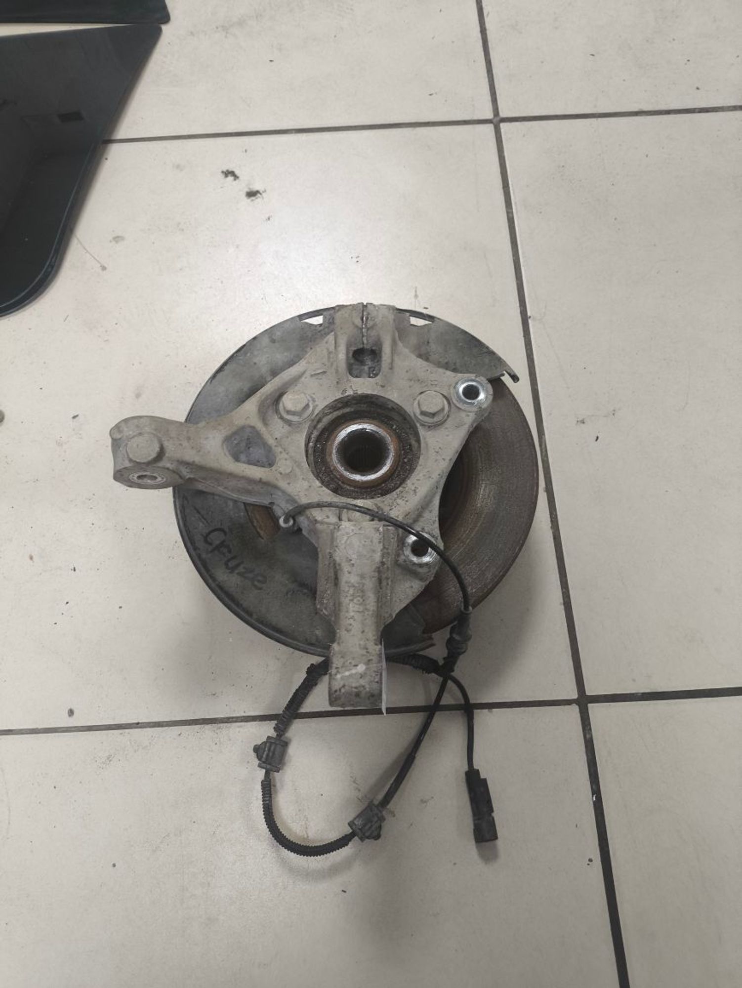 https://ycs.partsauto.market/partsauto-images/thmbs/userImages/a2d258a61cc08549ac0329b7373022c0/part/633be346-20a9-4fdf-a373-a8a42f786093_1787231932139.jpg