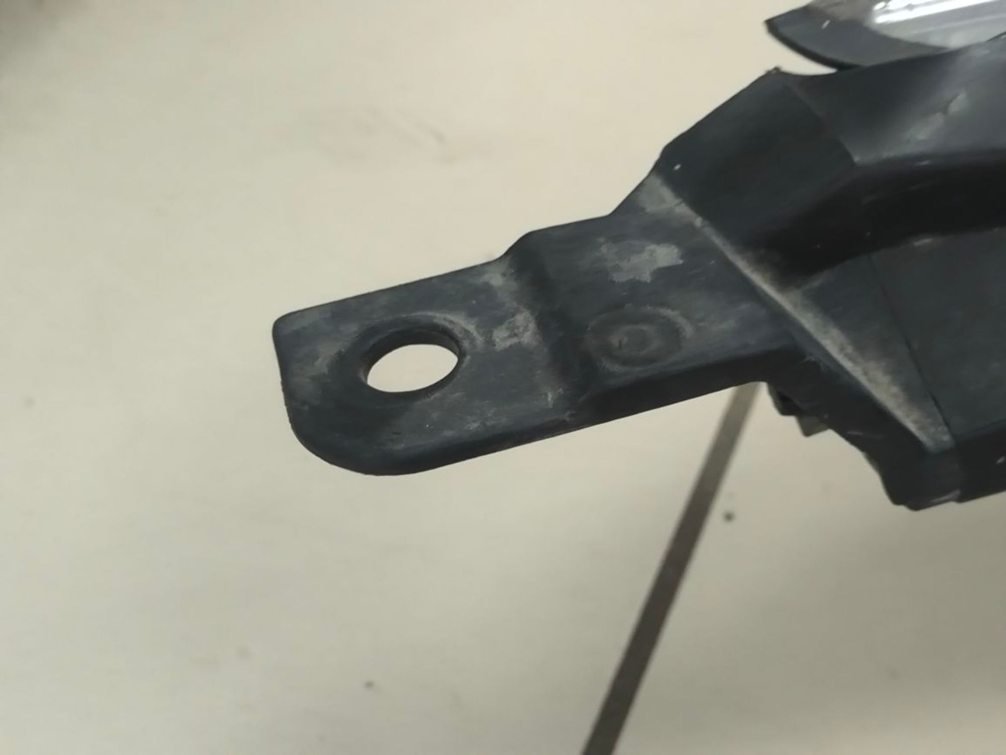 https://ycs.partsauto.market/partsauto-images/thmbs/userImages/a2d258a61cc08549ac0329b7373022c0/part/633cdf01-7dde-41e7-8ab3-9cd3763260d8_1784882172486.jpg