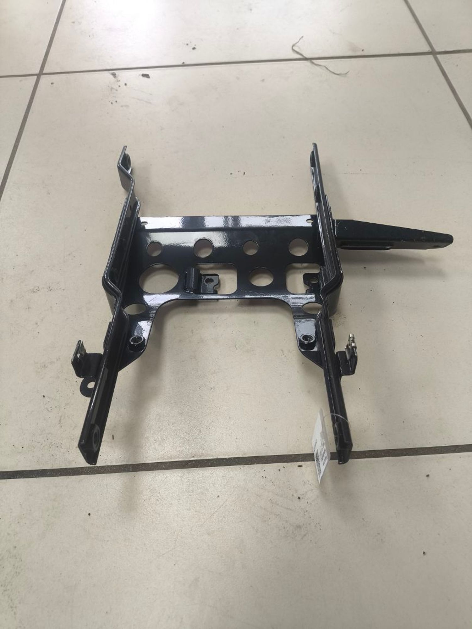 https://ycs.partsauto.market/partsauto-images/thmbs/userImages/a2d258a61cc08549ac0329b7373022c0/part/64360a8e-8807-401a-b2b2-28bf3fc4f414_1785501299454.jpg