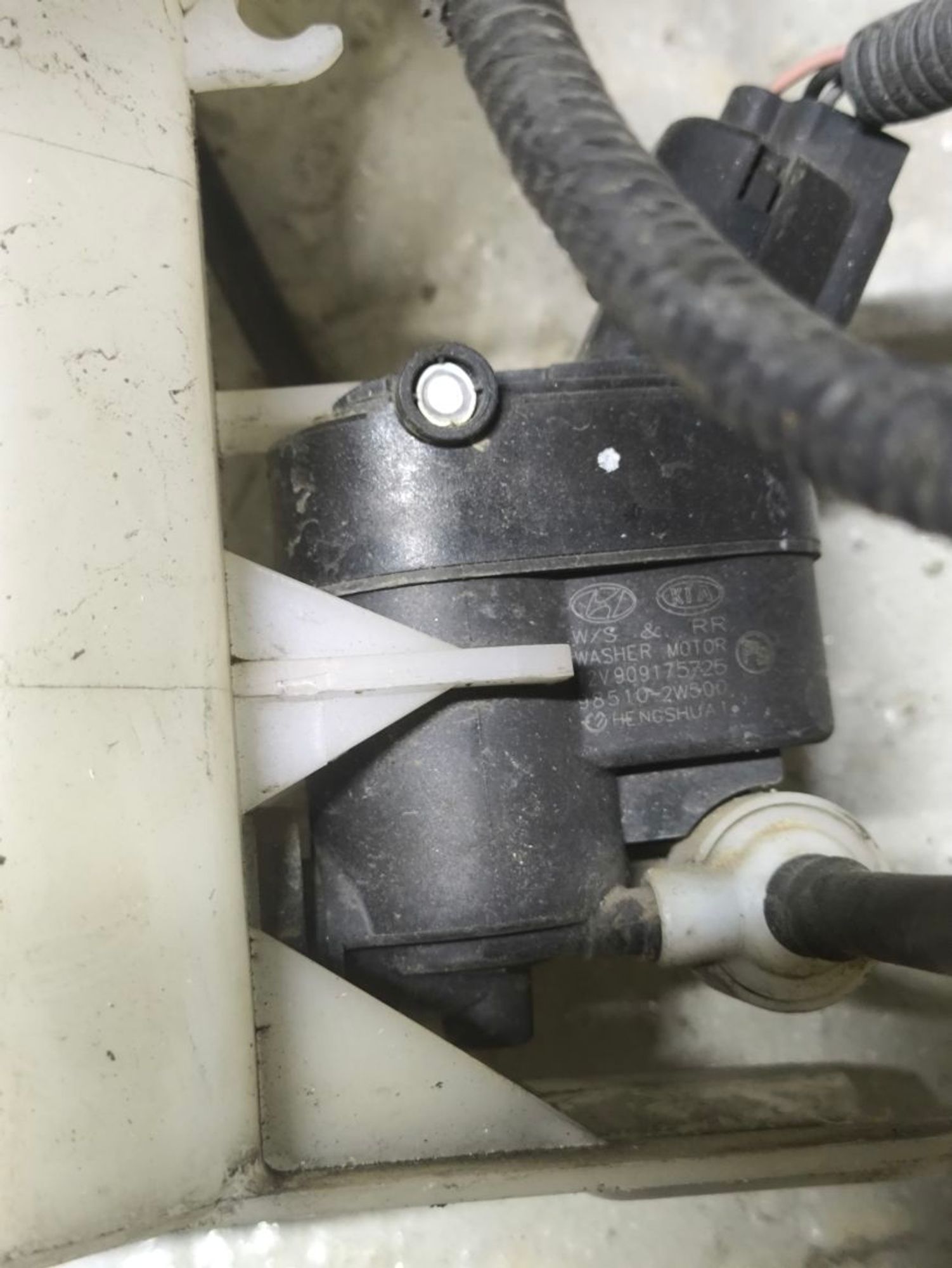 https://ycs.partsauto.market/partsauto-images/thmbs/userImages/a2d258a61cc08549ac0329b7373022c0/part/64ab6fdd-cddf-428d-902c-5d69fafaffda_1786960449163.jpg