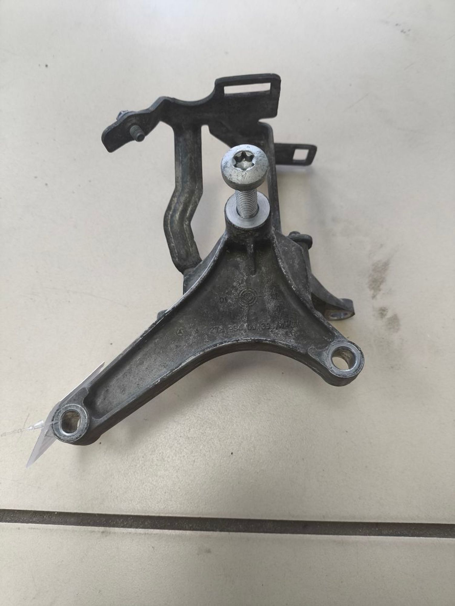 https://ycs.partsauto.market/partsauto-images/thmbs/userImages/a2d258a61cc08549ac0329b7373022c0/part/64db9f2e-d8d3-4b8d-9608-ffe7c4b6e18f_1784727996105.jpg
