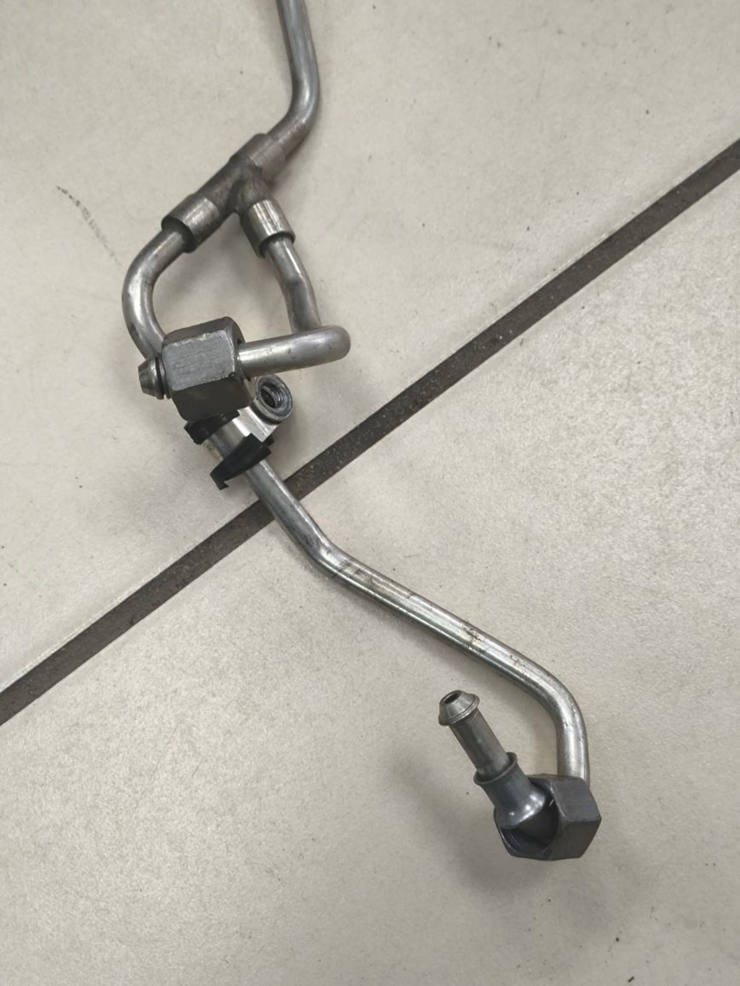 https://ycs.partsauto.market/partsauto-images/thmbs/userImages/a2d258a61cc08549ac0329b7373022c0/part/66c33b5e-350a-41b3-9b78-d824d781a1c3_1784820973579.jpg