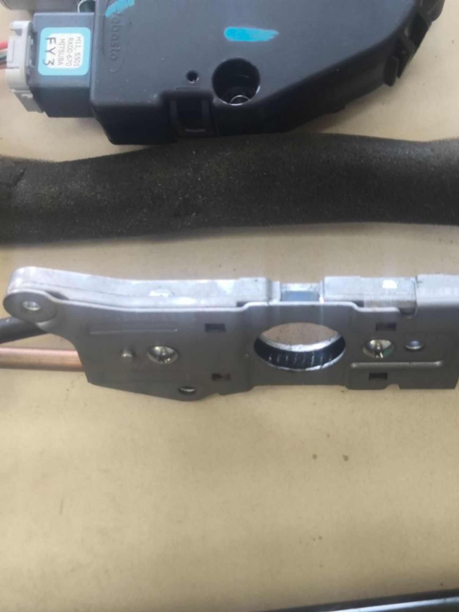 https://ycs.partsauto.market/partsauto-images/thmbs/userImages/a2d258a61cc08549ac0329b7373022c0/part/677f24f3-5520-4988-ae39-edaff60af0ae_1786445868161.jpg