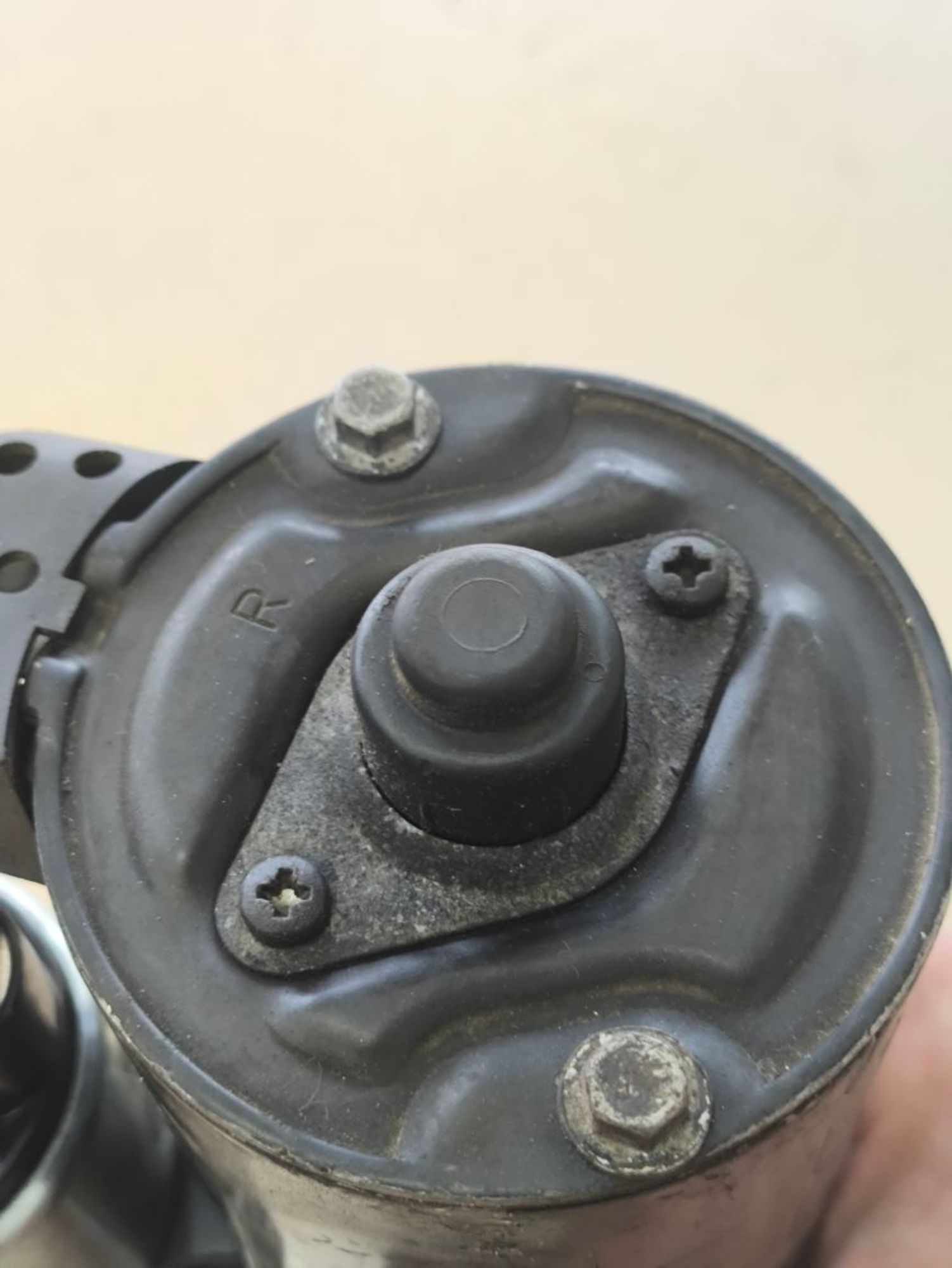 https://ycs.partsauto.market/partsauto-images/thmbs/userImages/a2d258a61cc08549ac0329b7373022c0/part/69f5c96d-003f-476d-b7f5-75d9384e59ac_1784625031210.jpg