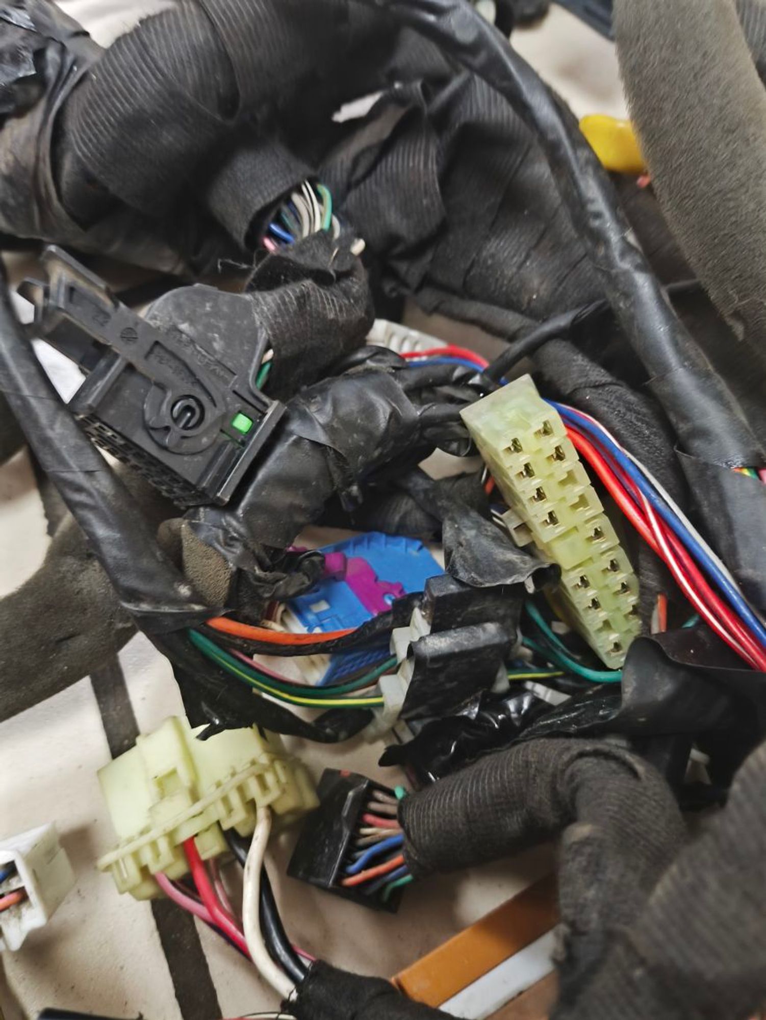 https://ycs.partsauto.market/partsauto-images/thmbs/userImages/a2d258a61cc08549ac0329b7373022c0/part/6c740cb4-14da-4146-aeb5-fa2fbd2787cc_1781682373468.jpg