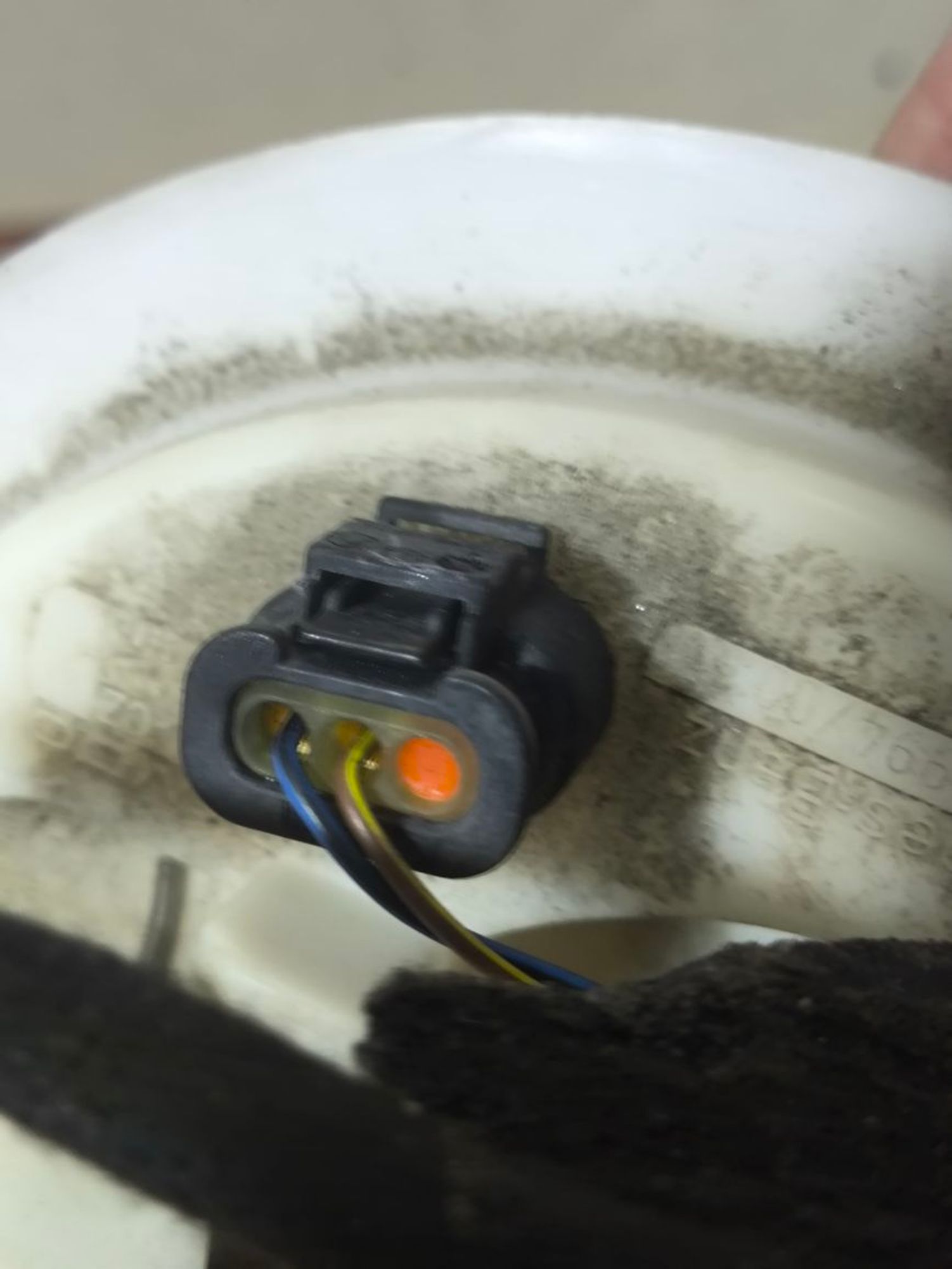 https://ycs.partsauto.market/partsauto-images/thmbs/userImages/a2d258a61cc08549ac0329b7373022c0/part/6c7889be-1d79-4c19-b124-2d2792fe7fa4_1783491411364.jpg