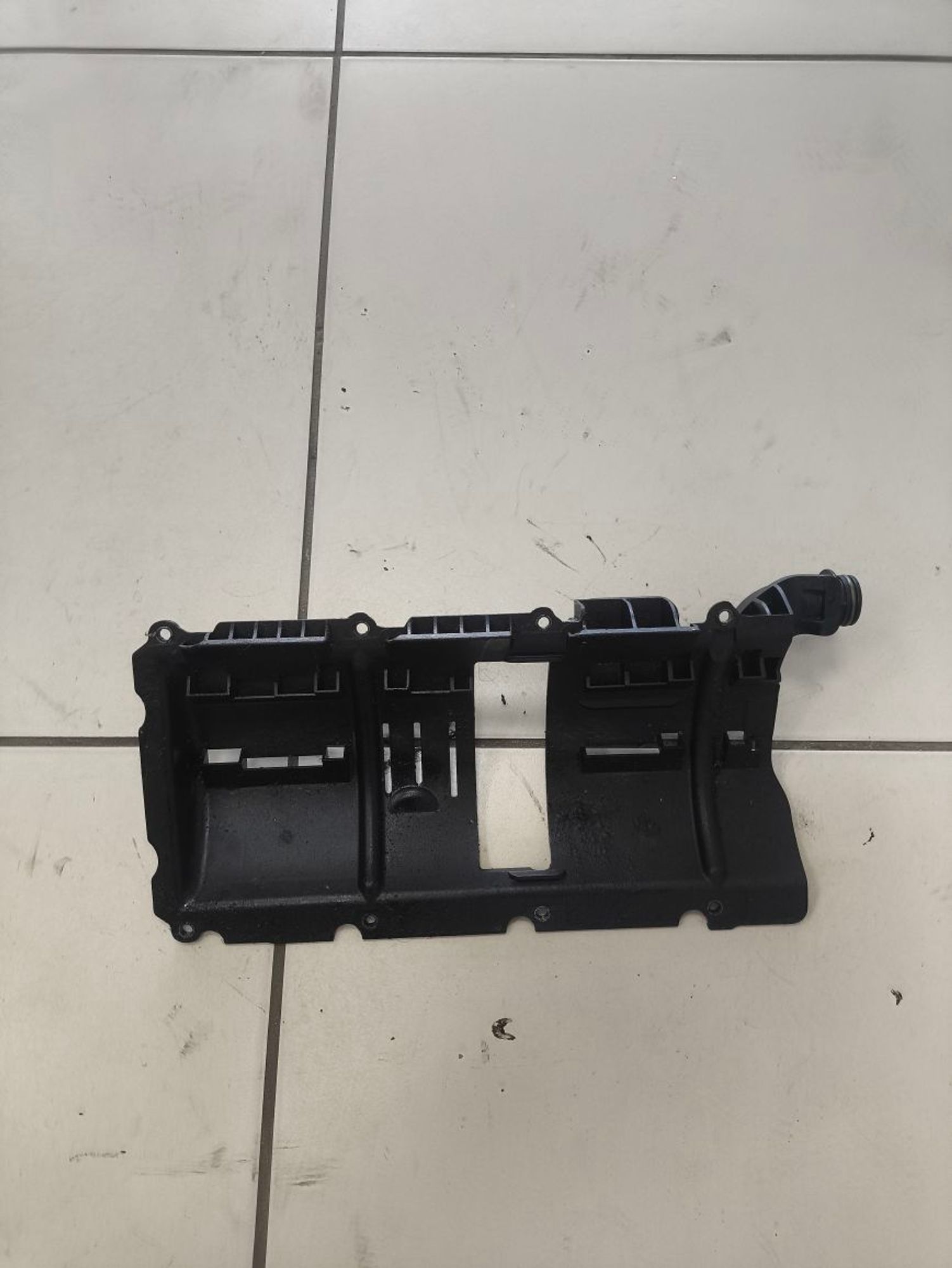 https://ycs.partsauto.market/partsauto-images/thmbs/userImages/a2d258a61cc08549ac0329b7373022c0/part/6c9fa49d-fd52-4acb-8eec-dff60aae0bf5_1784727093074.jpg
