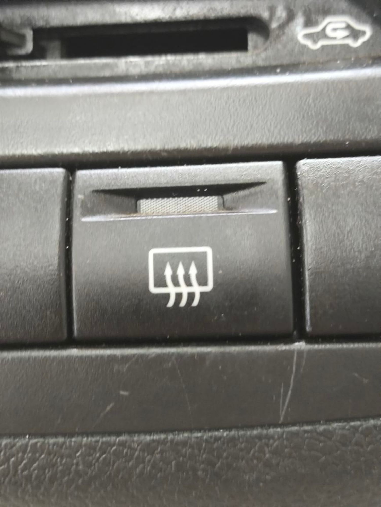 https://ycs.partsauto.market/partsauto-images/thmbs/userImages/a2d258a61cc08549ac0329b7373022c0/part/6d73da5f-0dd9-4e93-9cb5-8bf1907e8f3b_1783667153990.jpg