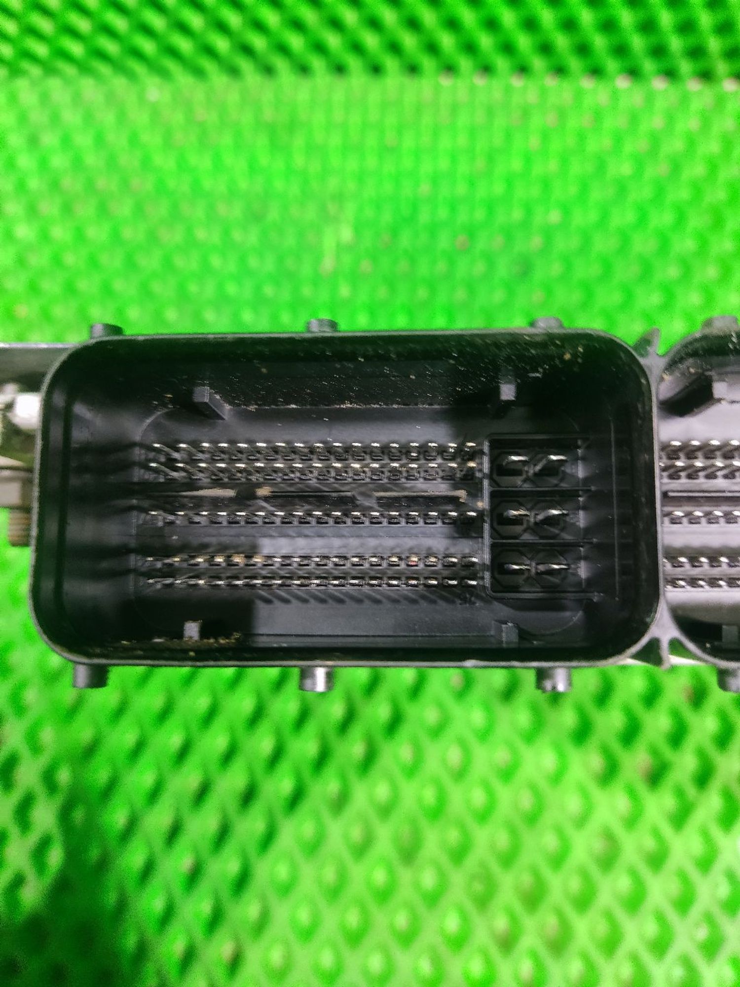 https://ycs.partsauto.market/partsauto-images/thmbs/userImages/a2d258a61cc08549ac0329b7373022c0/part/6f442231-7f3c-44e7-a605-8d3d4429ccc9_1776147502163.jpg