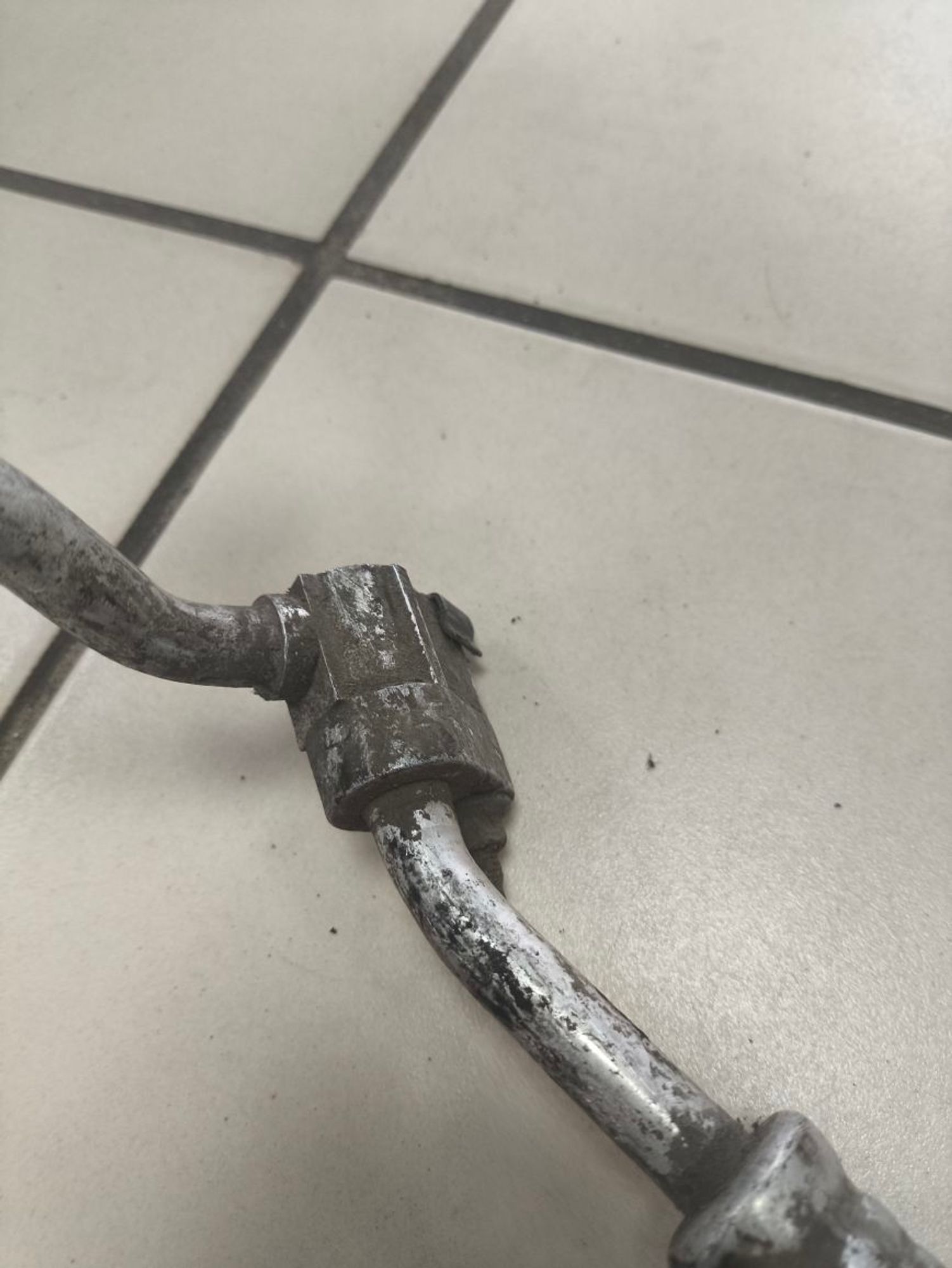 https://ycs.partsauto.market/partsauto-images/thmbs/userImages/a2d258a61cc08549ac0329b7373022c0/part/703829e5-65bf-405d-9829-41de24565391_1781269528262.jpg