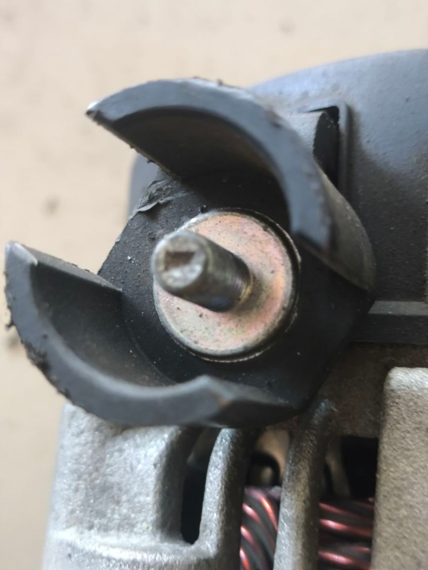https://ycs.partsauto.market/partsauto-images/thmbs/userImages/a2d258a61cc08549ac0329b7373022c0/part/70757ae1-3614-4435-91c9-f9f722ea4b7c_1784545560167.jpg