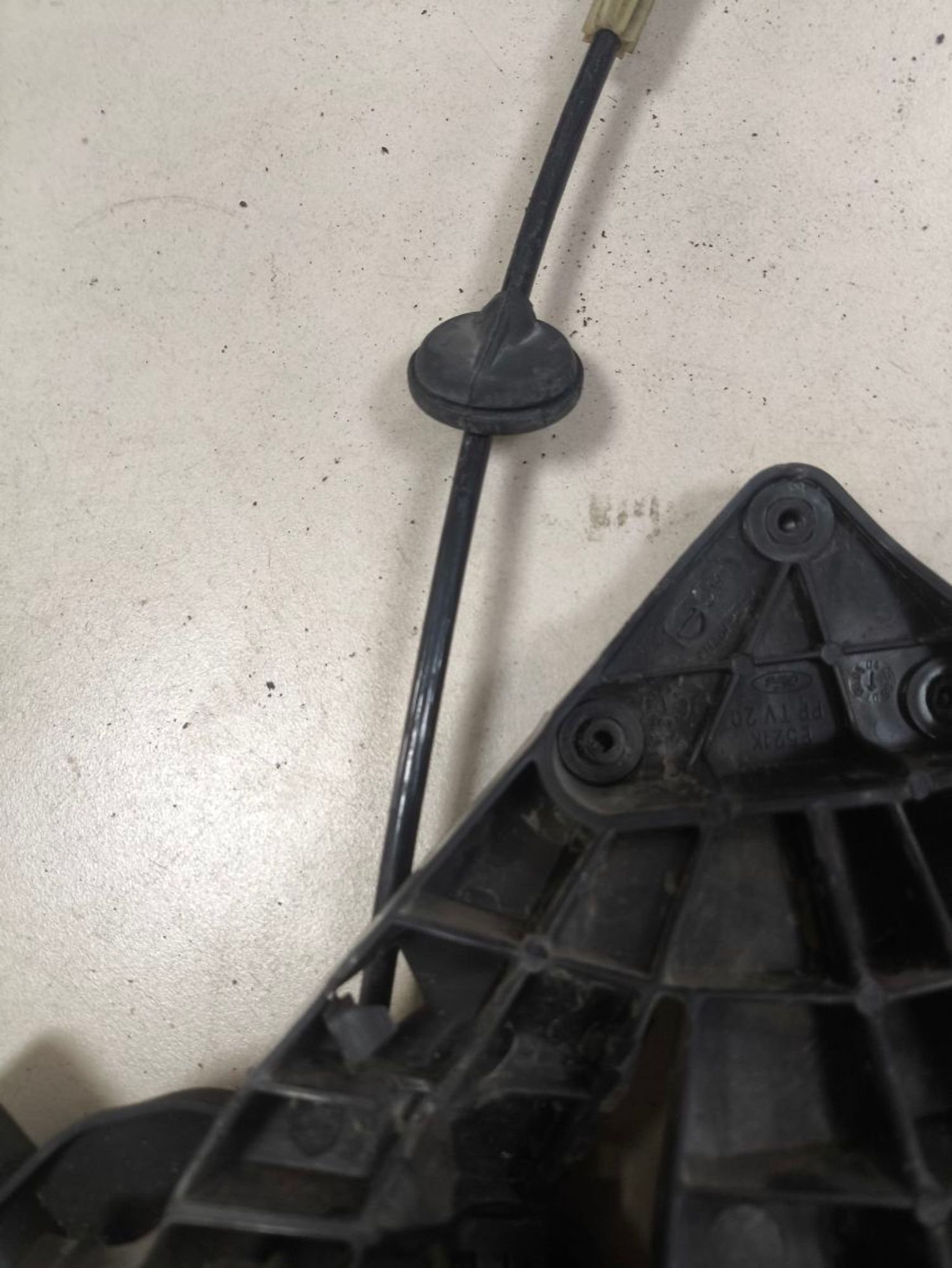 https://ycs.partsauto.market/partsauto-images/thmbs/userImages/a2d258a61cc08549ac0329b7373022c0/part/727f38ab-50fc-4b57-baf0-06b2010719a8_1781703003428.jpg