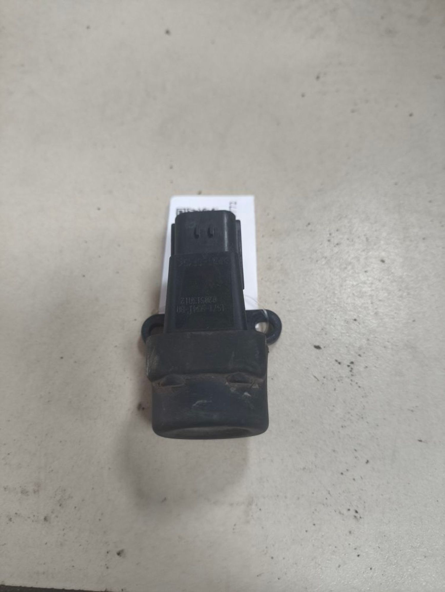 https://ycs.partsauto.market/partsauto-images/thmbs/userImages/a2d258a61cc08549ac0329b7373022c0/part/751e2804-fd86-4c25-bc4c-5dda16f71328_1787124240754.jpg