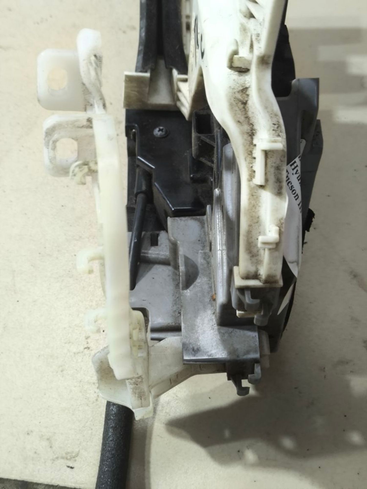 https://ycs.partsauto.market/partsauto-images/thmbs/userImages/a2d258a61cc08549ac0329b7373022c0/part/75597fac-813f-45c7-b77a-432e57d5969f_1783324761889.jpg