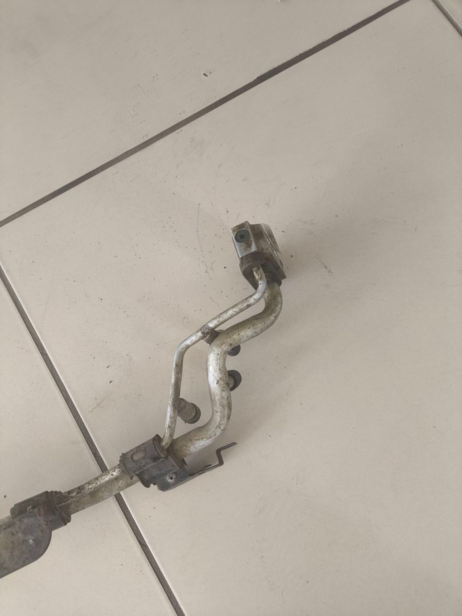 https://ycs.partsauto.market/partsauto-images/thmbs/userImages/a2d258a61cc08549ac0329b7373022c0/part/75eb3a66-f582-45c8-a04a-99480a5686b2_1781249588456.jpg