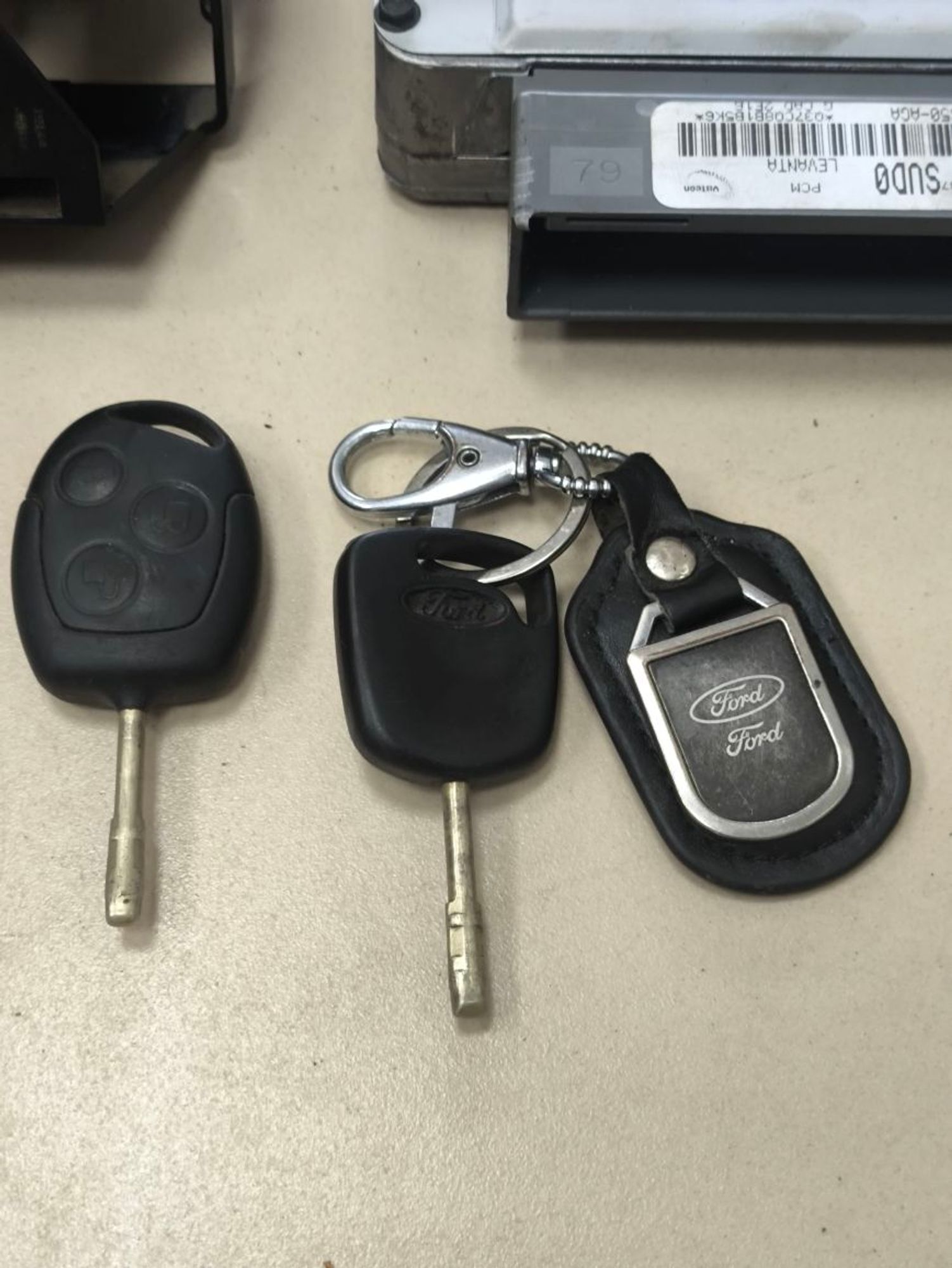 https://ycs.partsauto.market/partsauto-images/thmbs/userImages/a2d258a61cc08549ac0329b7373022c0/part/76267cda-9b49-4588-915d-7ce152e40b3f_1787057560310.jpg