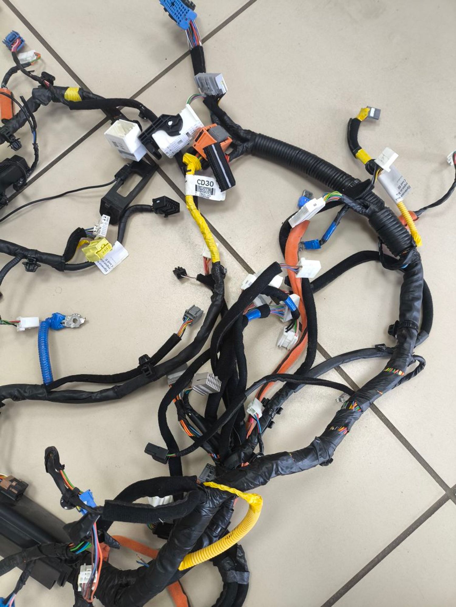 https://ycs.partsauto.market/partsauto-images/thmbs/userImages/a2d258a61cc08549ac0329b7373022c0/part/76419de5-531a-43ab-80f8-ae0c5bf35dc4_1782299808134.jpg
