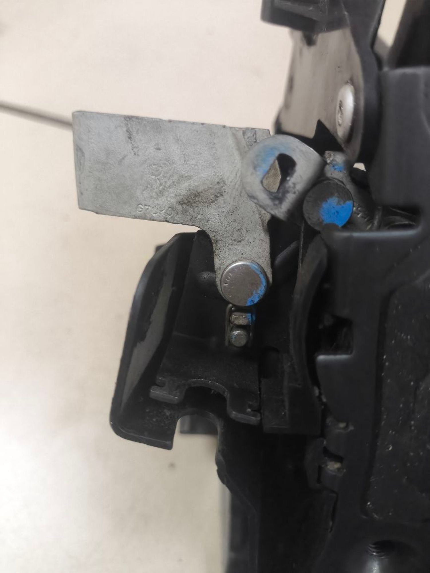 https://ycs.partsauto.market/partsauto-images/thmbs/userImages/a2d258a61cc08549ac0329b7373022c0/part/7672d224-5b38-4f80-ae22-c73a93ba789a_1781698344996.jpg