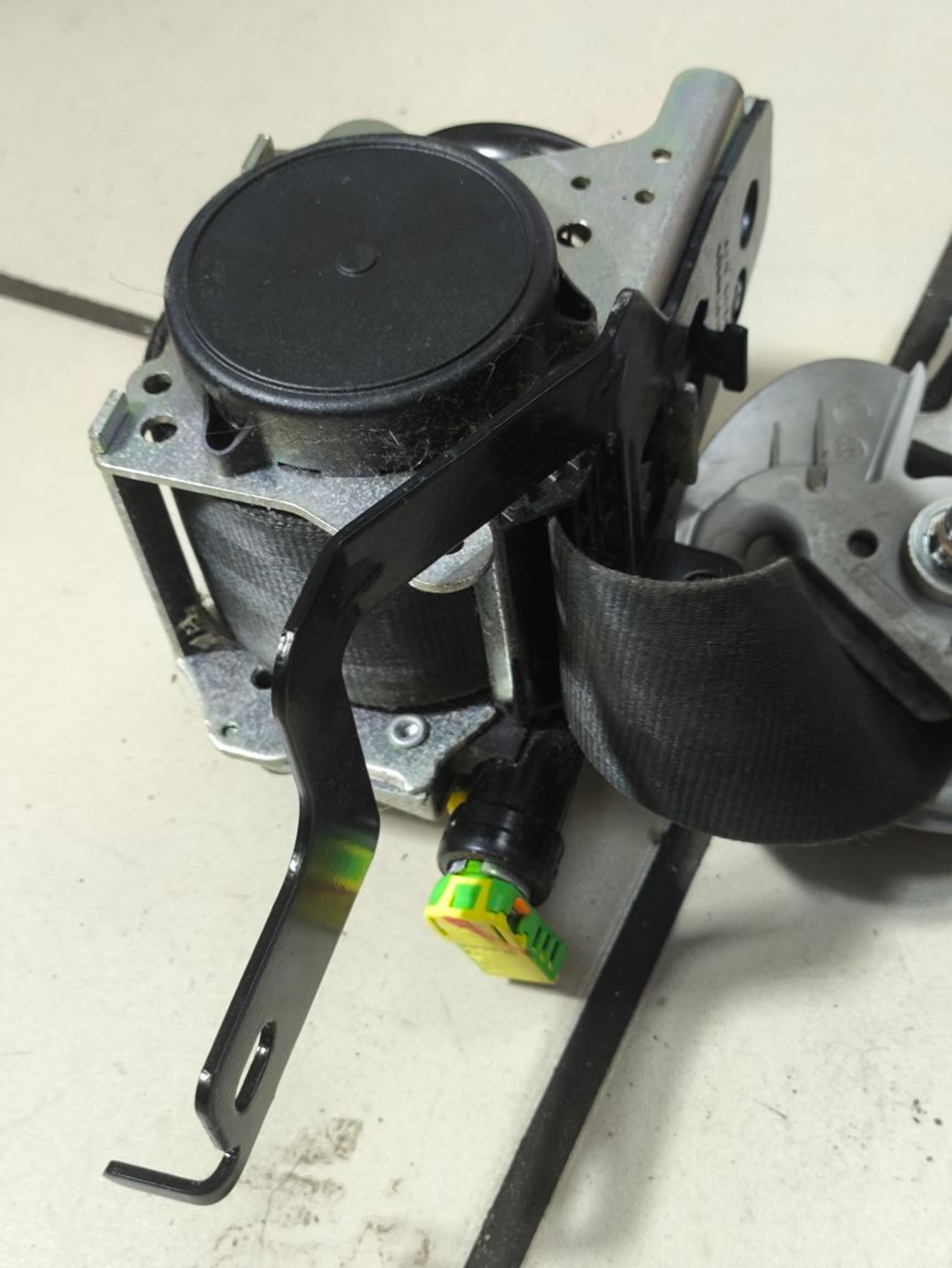 https://ycs.partsauto.market/partsauto-images/thmbs/userImages/a2d258a61cc08549ac0329b7373022c0/part/76a04bd9-74eb-4a69-96d5-39f9dc4c254e_1783345169046.jpg