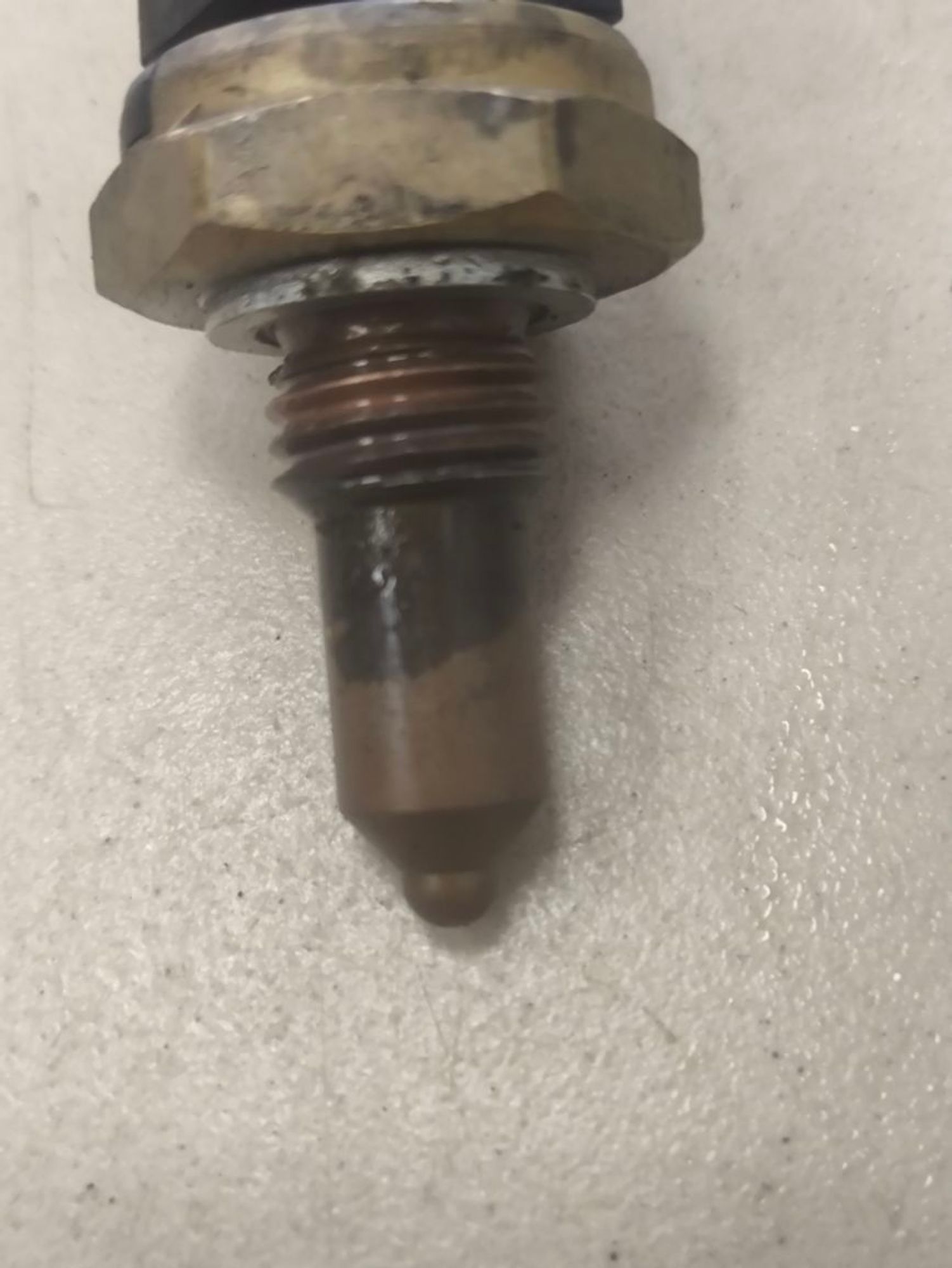 https://ycs.partsauto.market/partsauto-images/thmbs/userImages/a2d258a61cc08549ac0329b7373022c0/part/76fb97a5-cb1d-49a8-8939-256d6ad48977_1786022501667.jpg