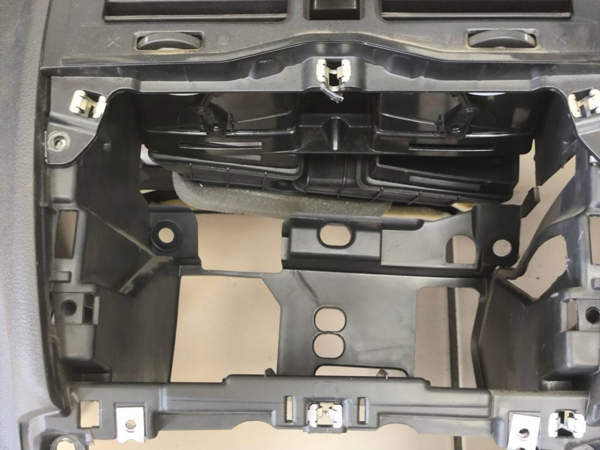 https://ycs.partsauto.market/partsauto-images/thmbs/userImages/a2d258a61cc08549ac0329b7373022c0/part/77b68963-37d6-4784-bdef-a811fe45dcba_1783673753666.jpg
