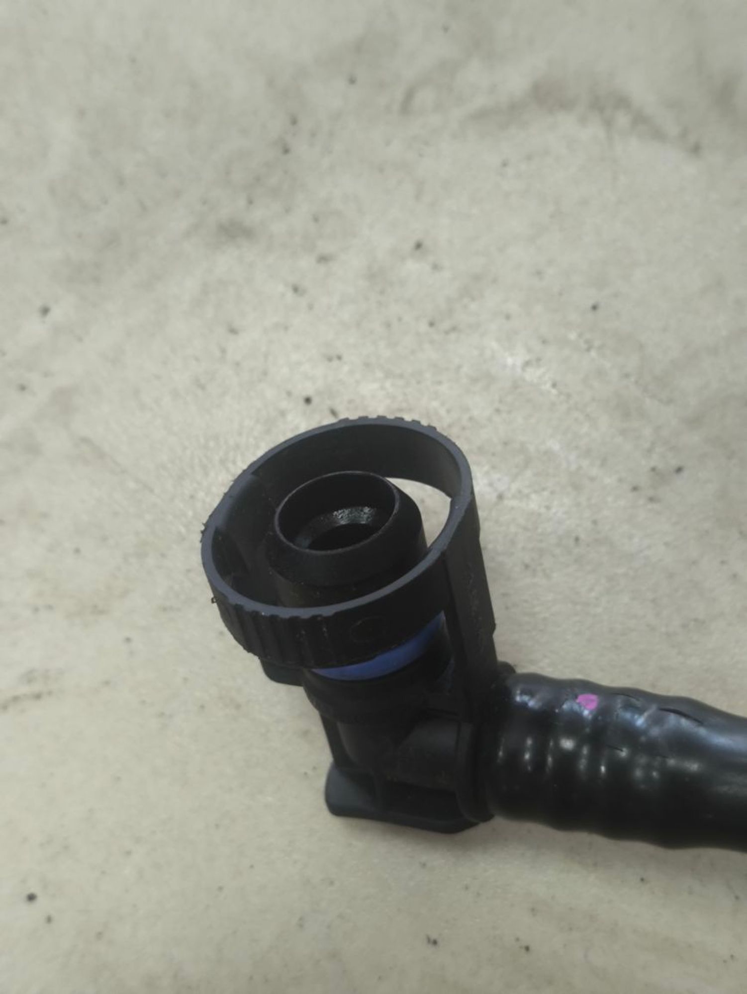 https://ycs.partsauto.market/partsauto-images/thmbs/userImages/a2d258a61cc08549ac0329b7373022c0/part/78b7b25d-ef31-4e4c-9af6-65cc6f0518cd_1786011458331.jpg