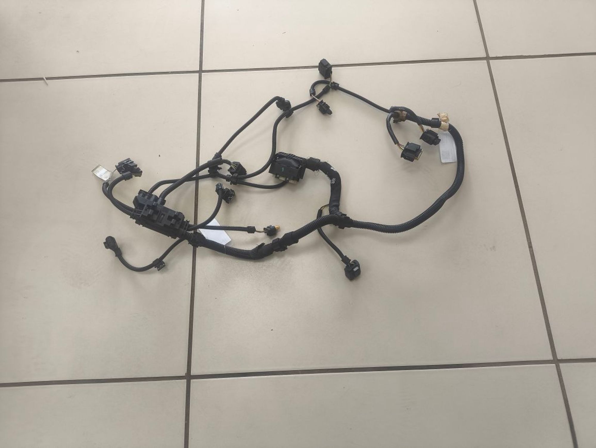 https://ycs.partsauto.market/partsauto-images/thmbs/userImages/a2d258a61cc08549ac0329b7373022c0/part/794d0fd1-7bc0-43c6-9b91-fd2f0ccde156_1786084220642.jpg