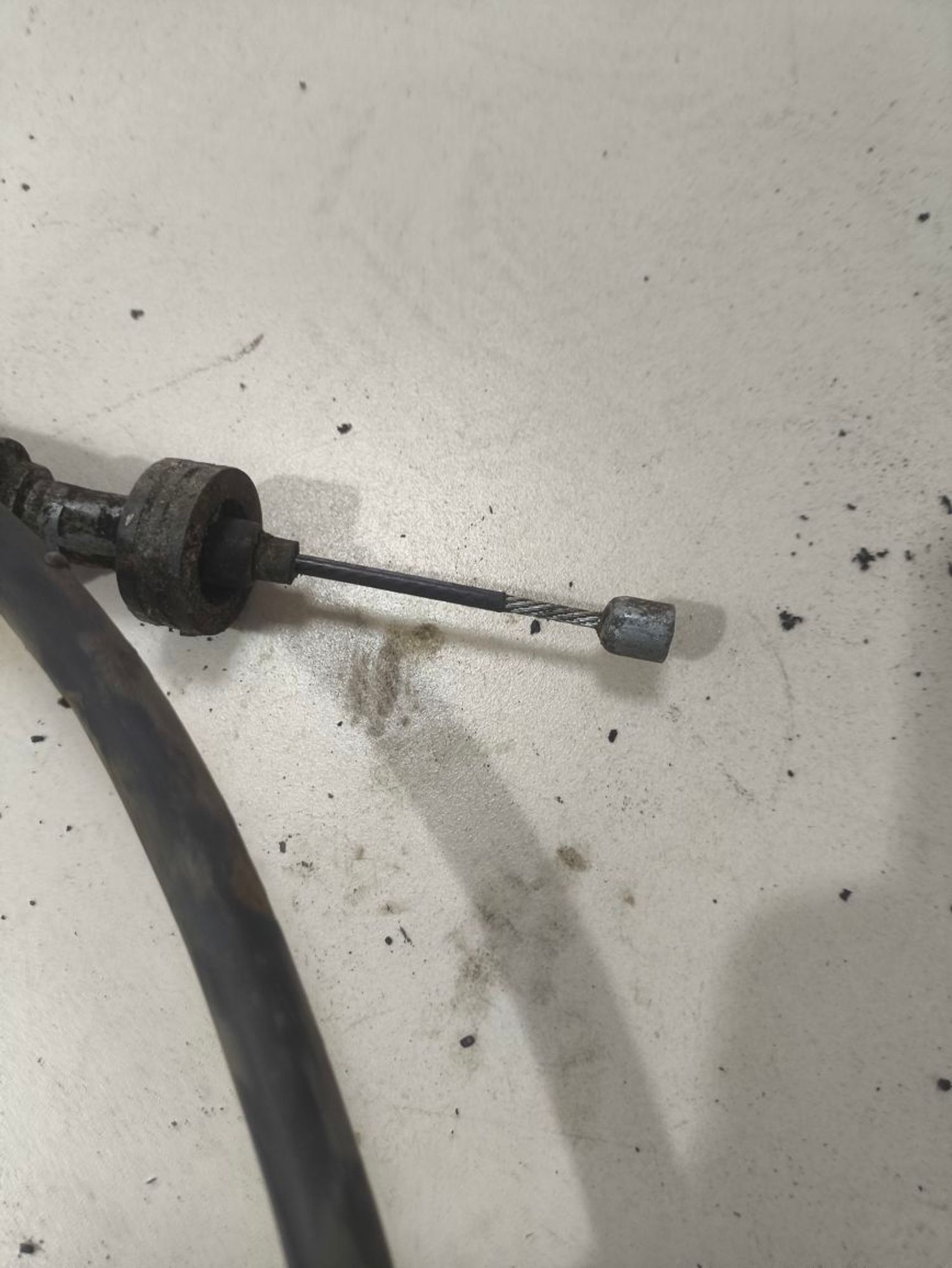 https://ycs.partsauto.market/partsauto-images/thmbs/userImages/a2d258a61cc08549ac0329b7373022c0/part/7ad6d0ac-2c00-4b59-9104-31c13e1bedf0_1780919823967.jpg
