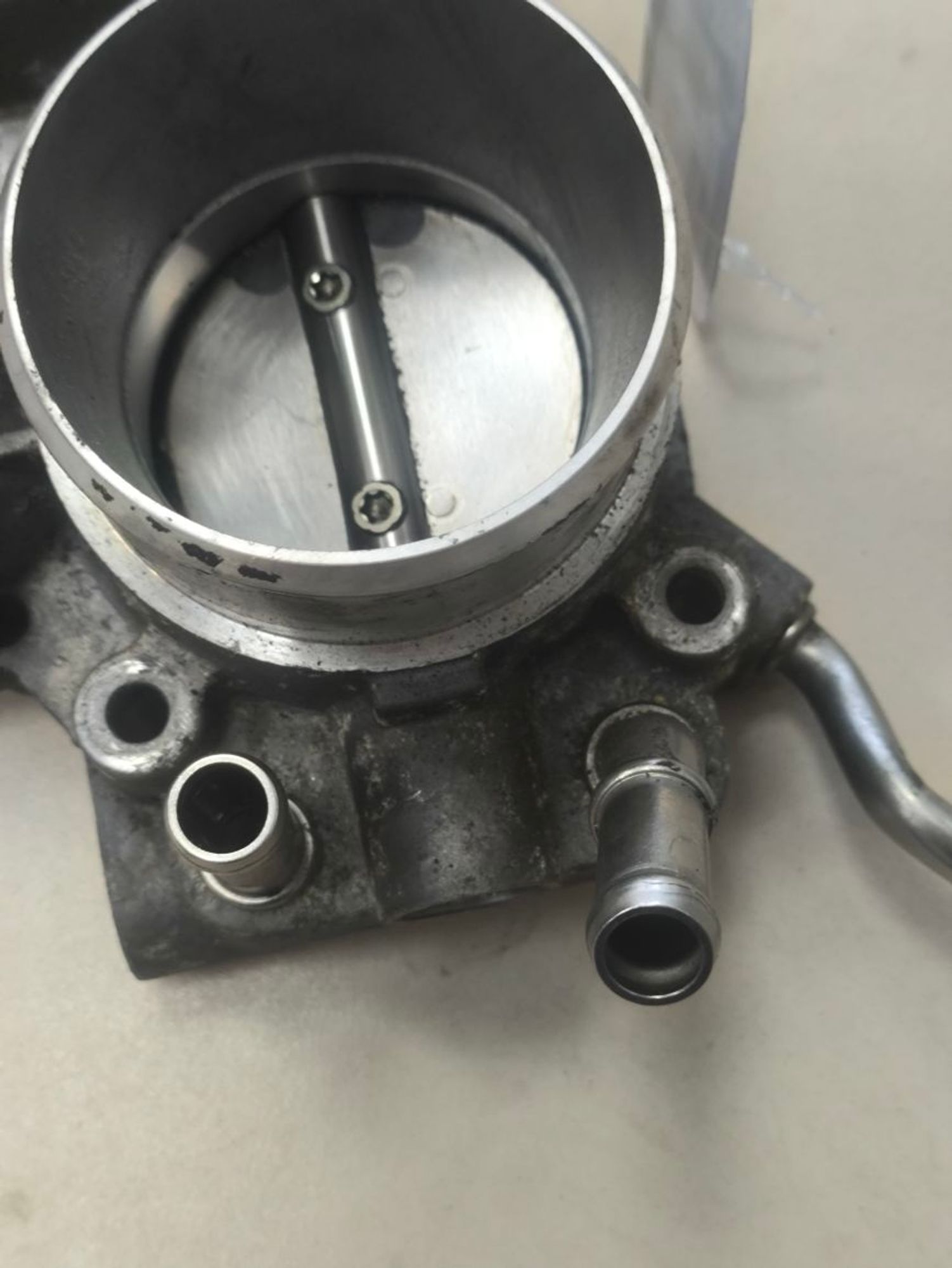 https://ycs.partsauto.market/partsauto-images/thmbs/userImages/a2d258a61cc08549ac0329b7373022c0/part/7c667a62-f627-45d7-806a-bbd624dfbf68_1786094001822.jpg