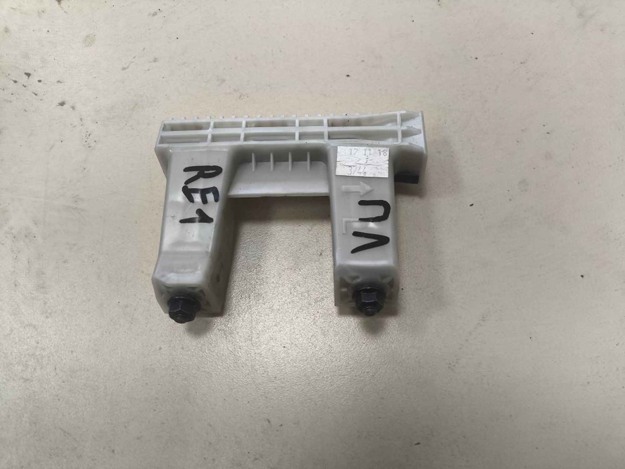 https://ycs.partsauto.market/partsauto-images/thmbs/userImages/a2d258a61cc08549ac0329b7373022c0/part/7ceb864b-f450-4a11-a1d1-90d2a7cb33c1_1784898391459.jpg