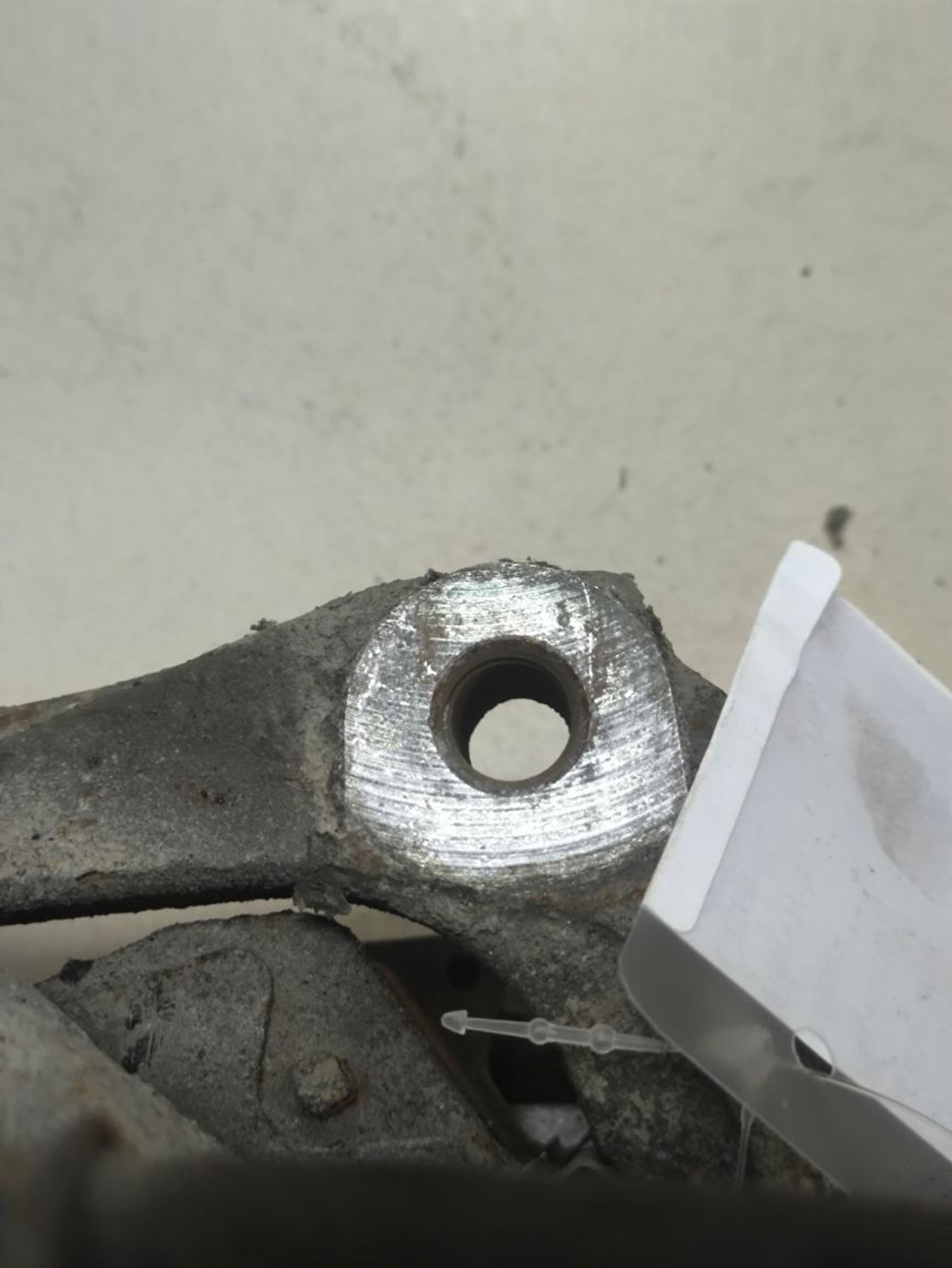 https://ycs.partsauto.market/partsauto-images/thmbs/userImages/a2d258a61cc08549ac0329b7373022c0/part/7ebf0d90-cc0e-4697-9cf1-fda05d5cf206_1787233019171.jpg