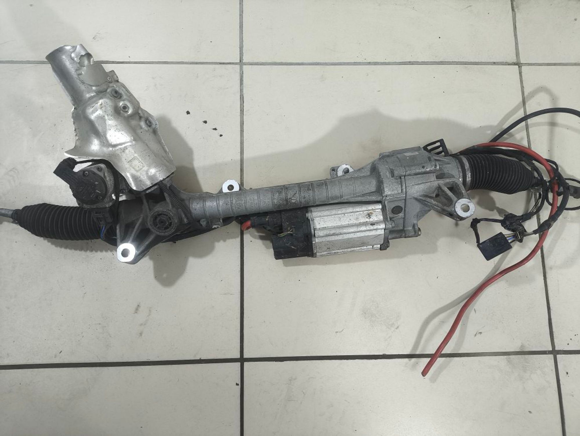 https://ycs.partsauto.market/partsauto-images/thmbs/userImages/a2d258a61cc08549ac0329b7373022c0/part/7f94845c-e9e5-4e90-beed-4e0e89cbb678_1780573312812.jpg
