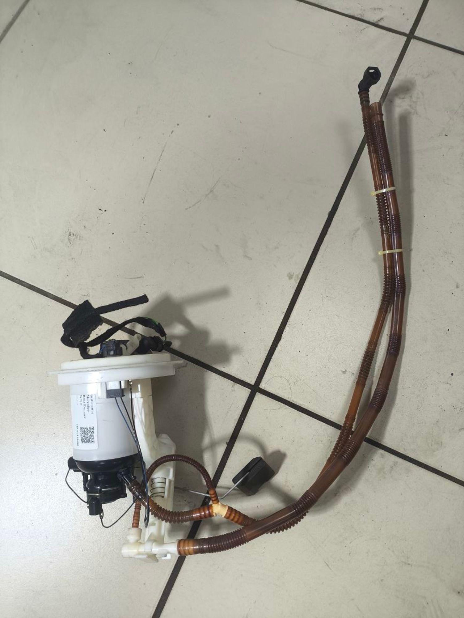 https://ycs.partsauto.market/partsauto-images/thmbs/userImages/a2d258a61cc08549ac0329b7373022c0/part/815d9ba1-3a25-49fd-a377-9fd39f7b7a36_1783491407167.jpg