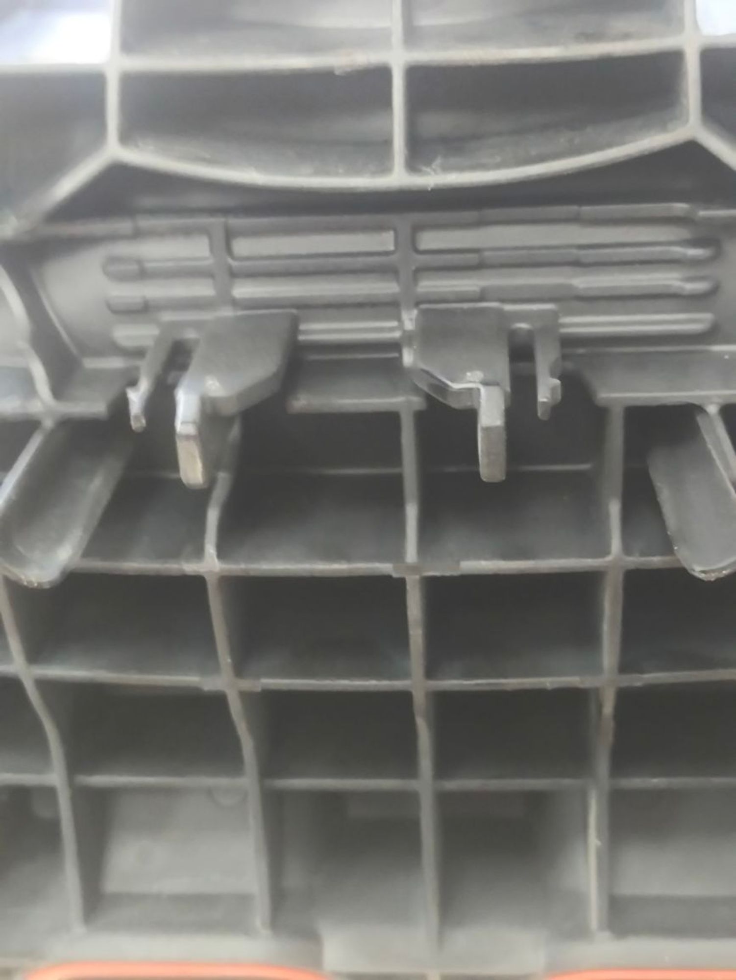 https://ycs.partsauto.market/partsauto-images/thmbs/userImages/a2d258a61cc08549ac0329b7373022c0/part/8368a3a7-2ea0-4848-88d5-1b2971bc040a_1786015374827.jpg