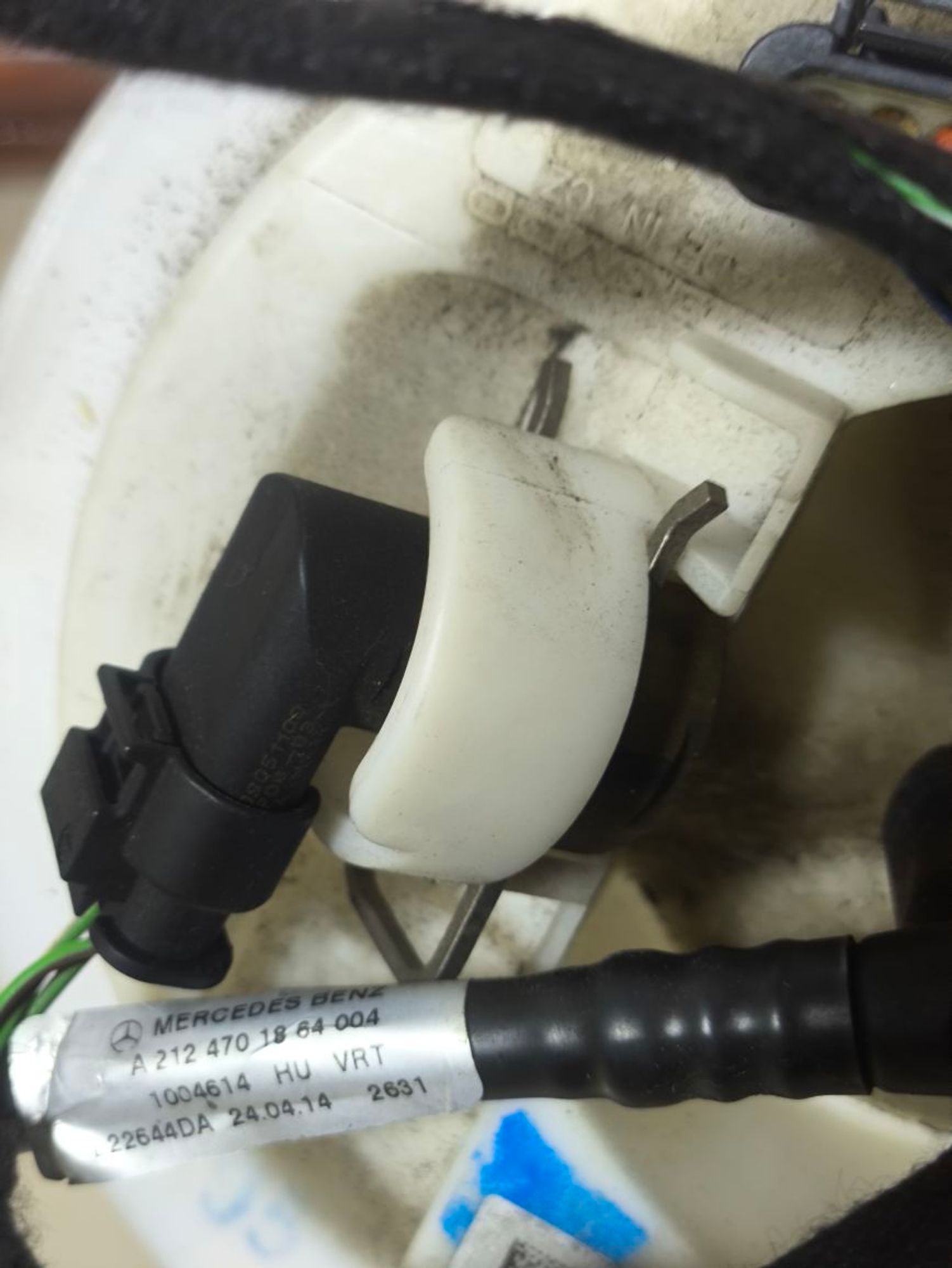 https://ycs.partsauto.market/partsauto-images/thmbs/userImages/a2d258a61cc08549ac0329b7373022c0/part/843f78c3-393c-433b-a231-2cfabd818e7e_1783491410585.jpg