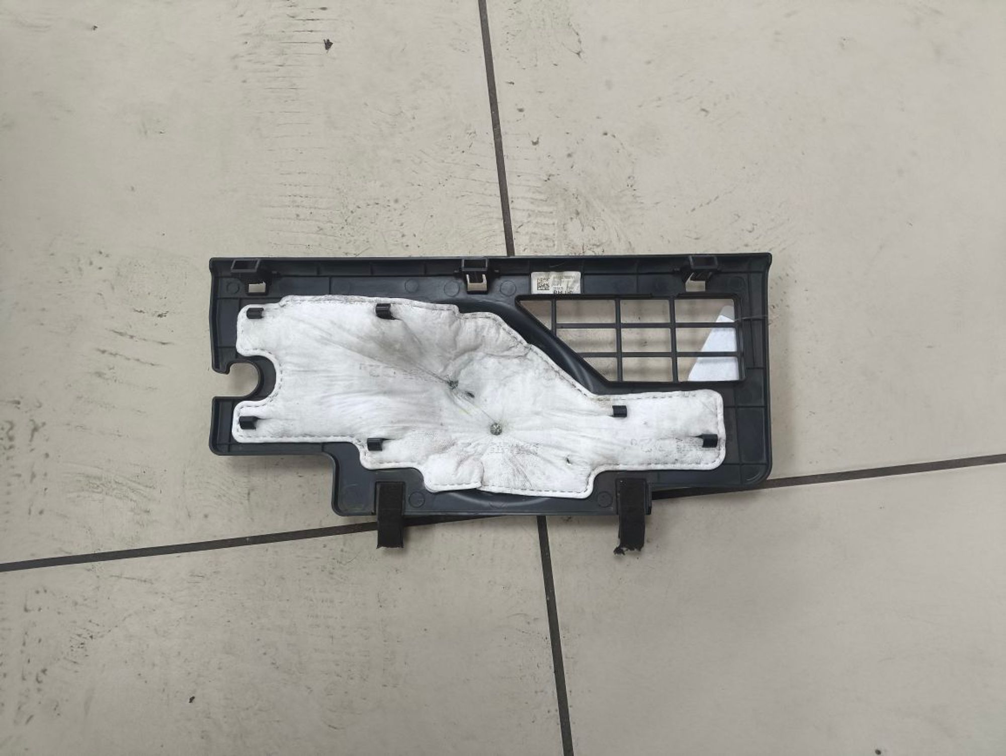 https://ycs.partsauto.market/partsauto-images/thmbs/userImages/a2d258a61cc08549ac0329b7373022c0/part/8491ccce-bfb3-43b9-af14-8718c8ff69c7_1784885923562.jpg